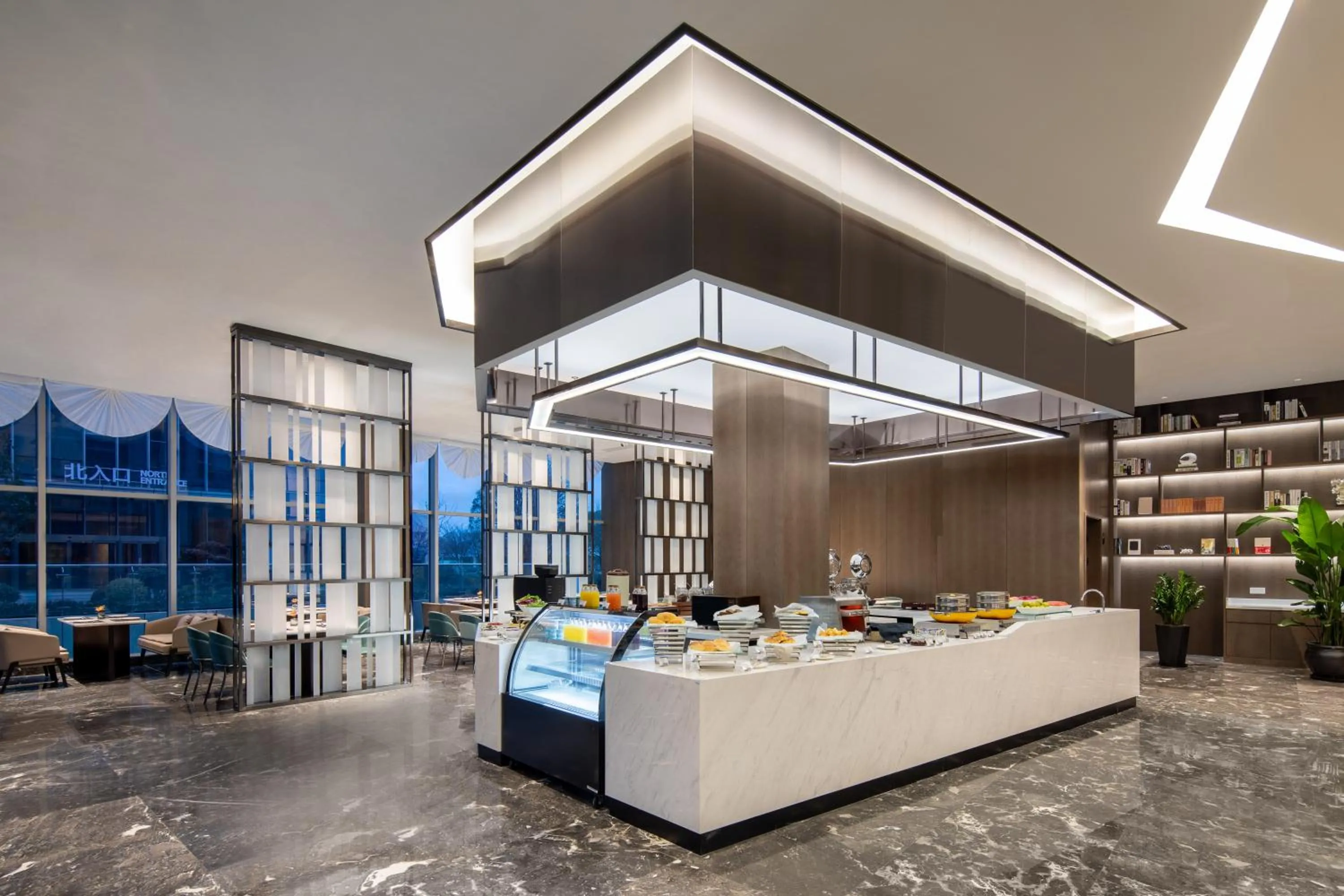 Restaurant/places to eat in Citadines New District Wuxi