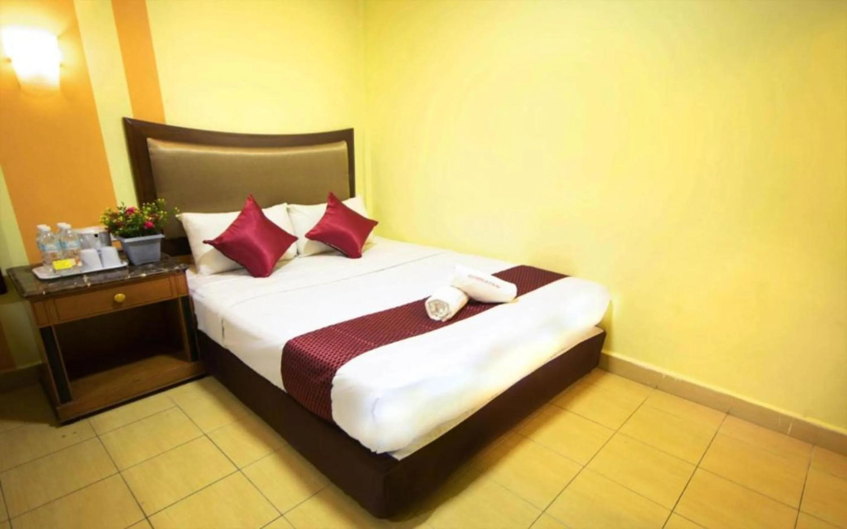 Bedroom, Bed in Sun Inns Hotel Batu Caves