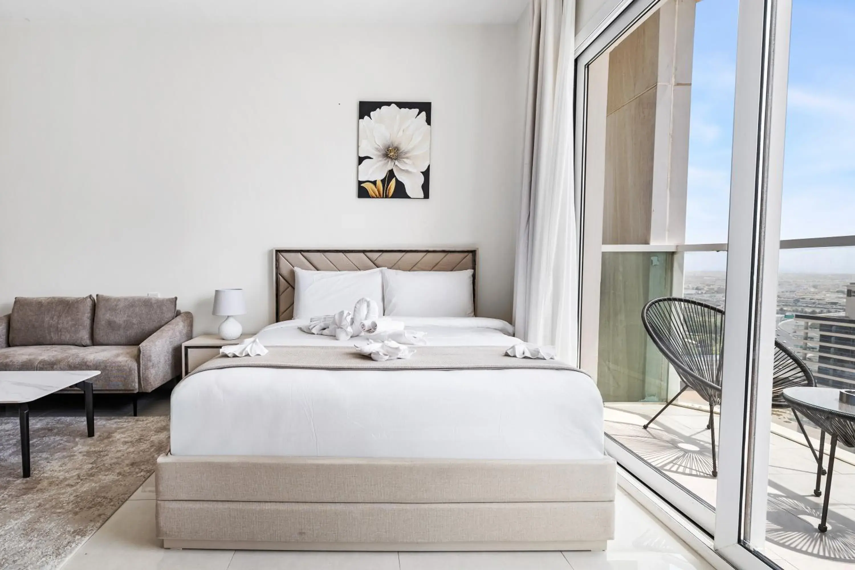 Premium Studio with Kitchen & Balcony in Unlock Metropolis Business Bay Premium Studio with Kitchen & Balcony in Unlock Metropolis Business Bay