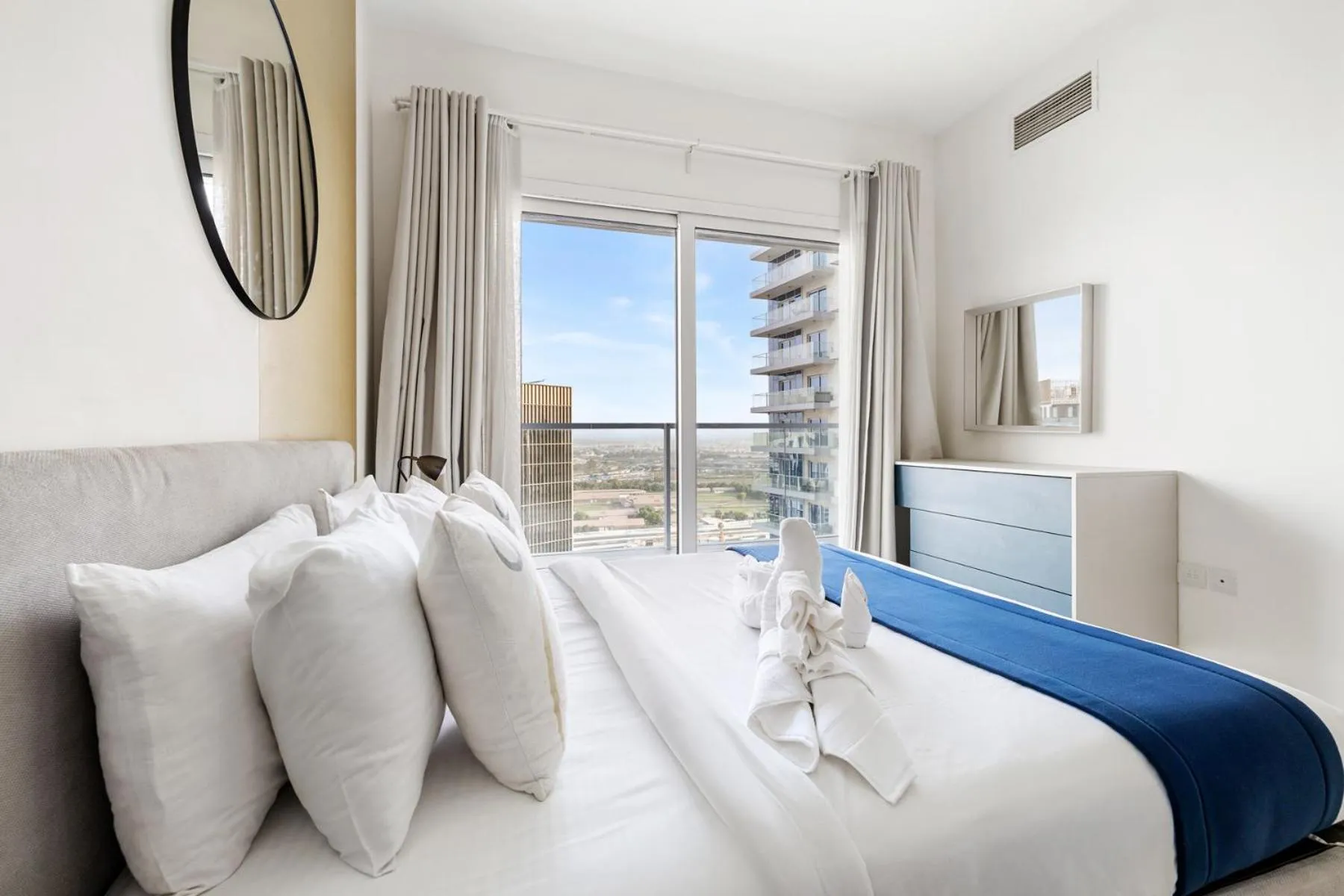 Bed in Unlock Metropolis Business Bay