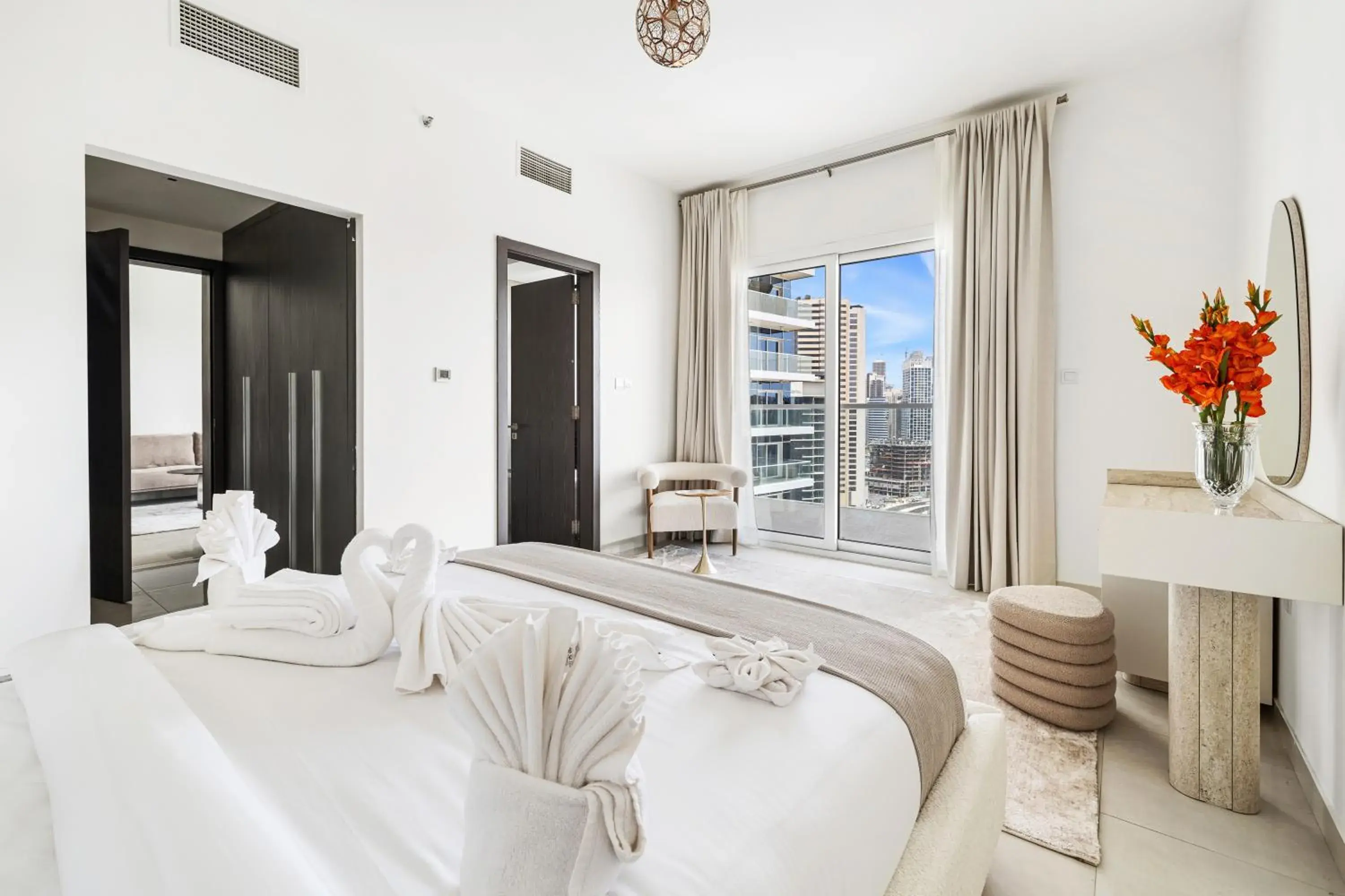 Premium One Bedroom with Kitchen & Balcony in Unlock Metropolis Business Bay Premium One Bedroom with Kitchen & Balcony in Unlock Metropolis Business Bay