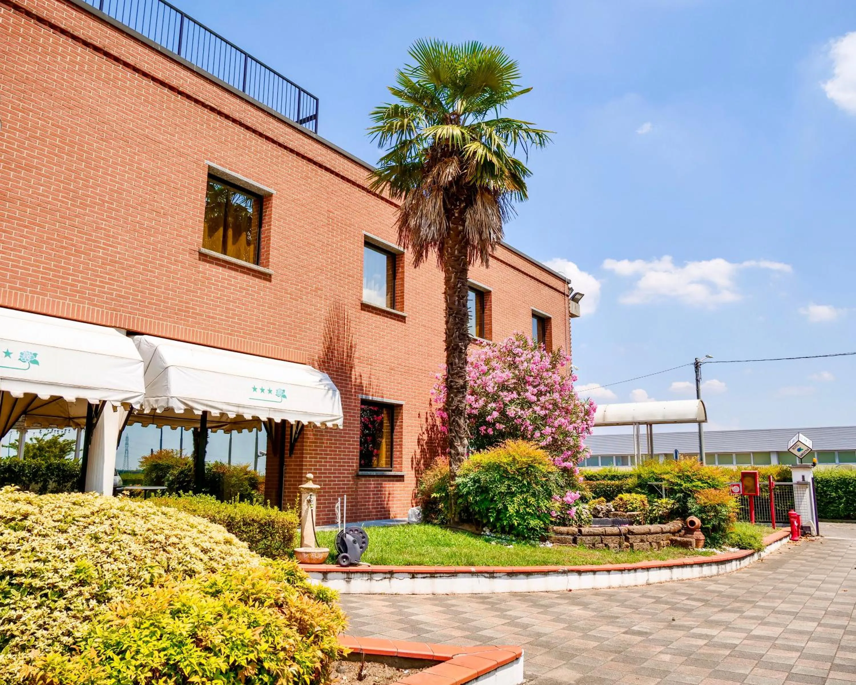 Property building in Hotel Gardenia Fiera