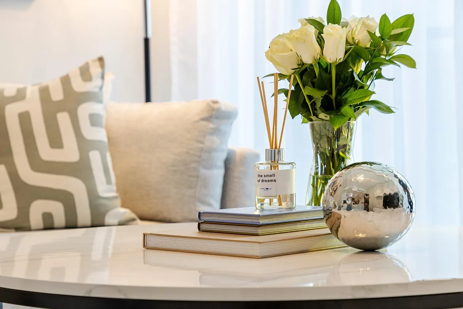 Living room in Unlock J One Downtown Dubai