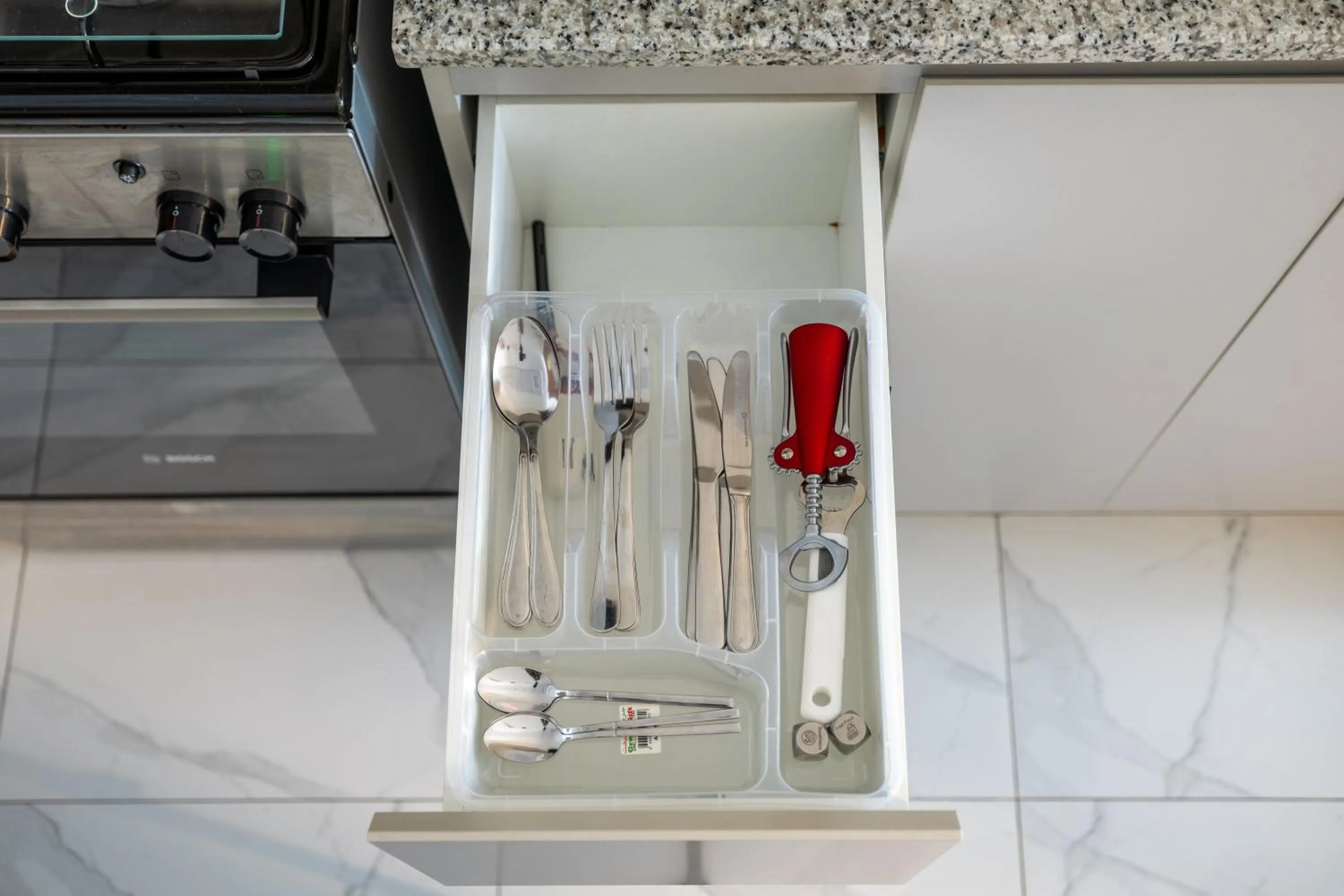 Kitchen or kitchenette in Unlock Waters Edge