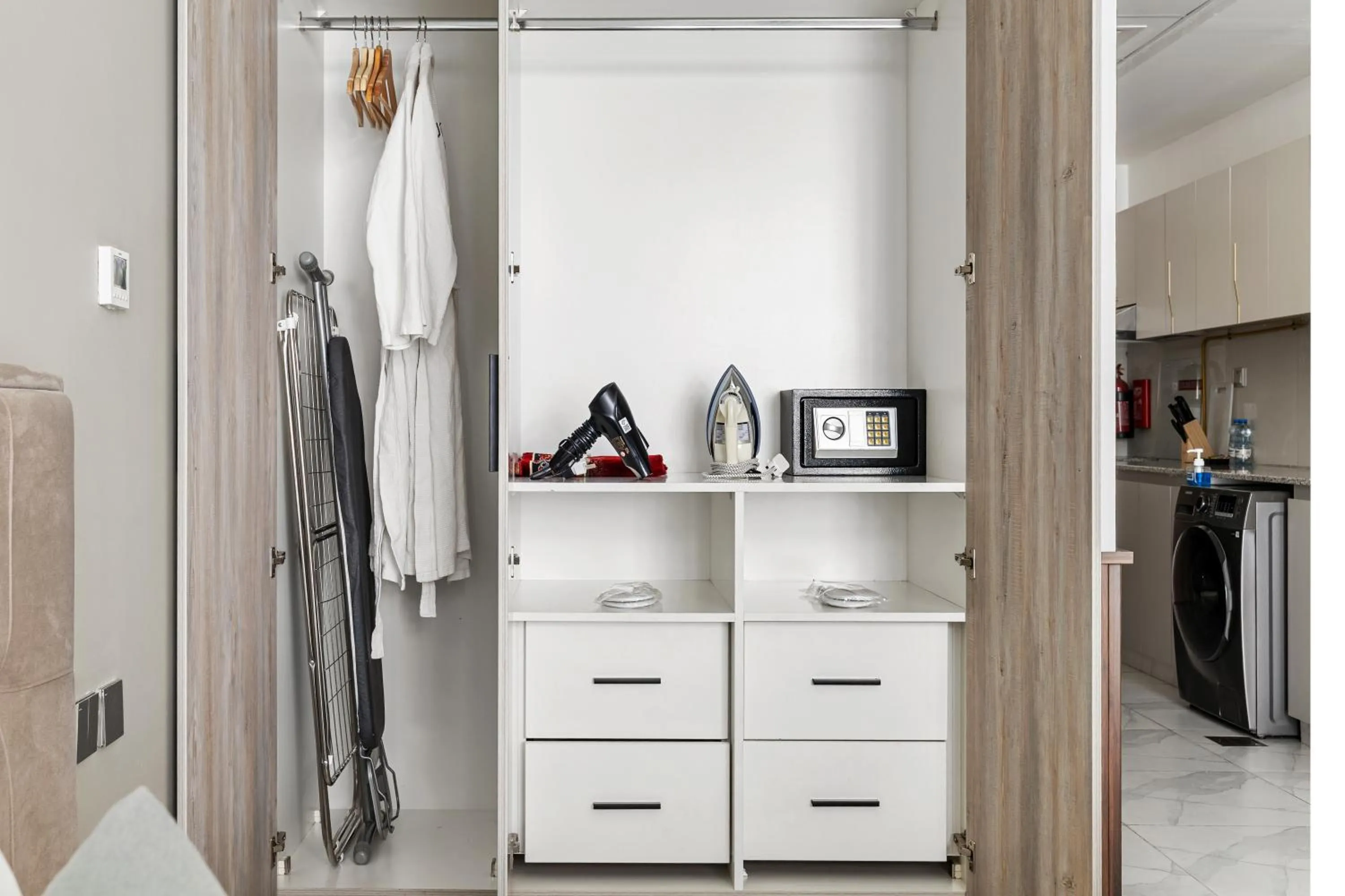 Kitchen or kitchenette in Unlock Waters Edge