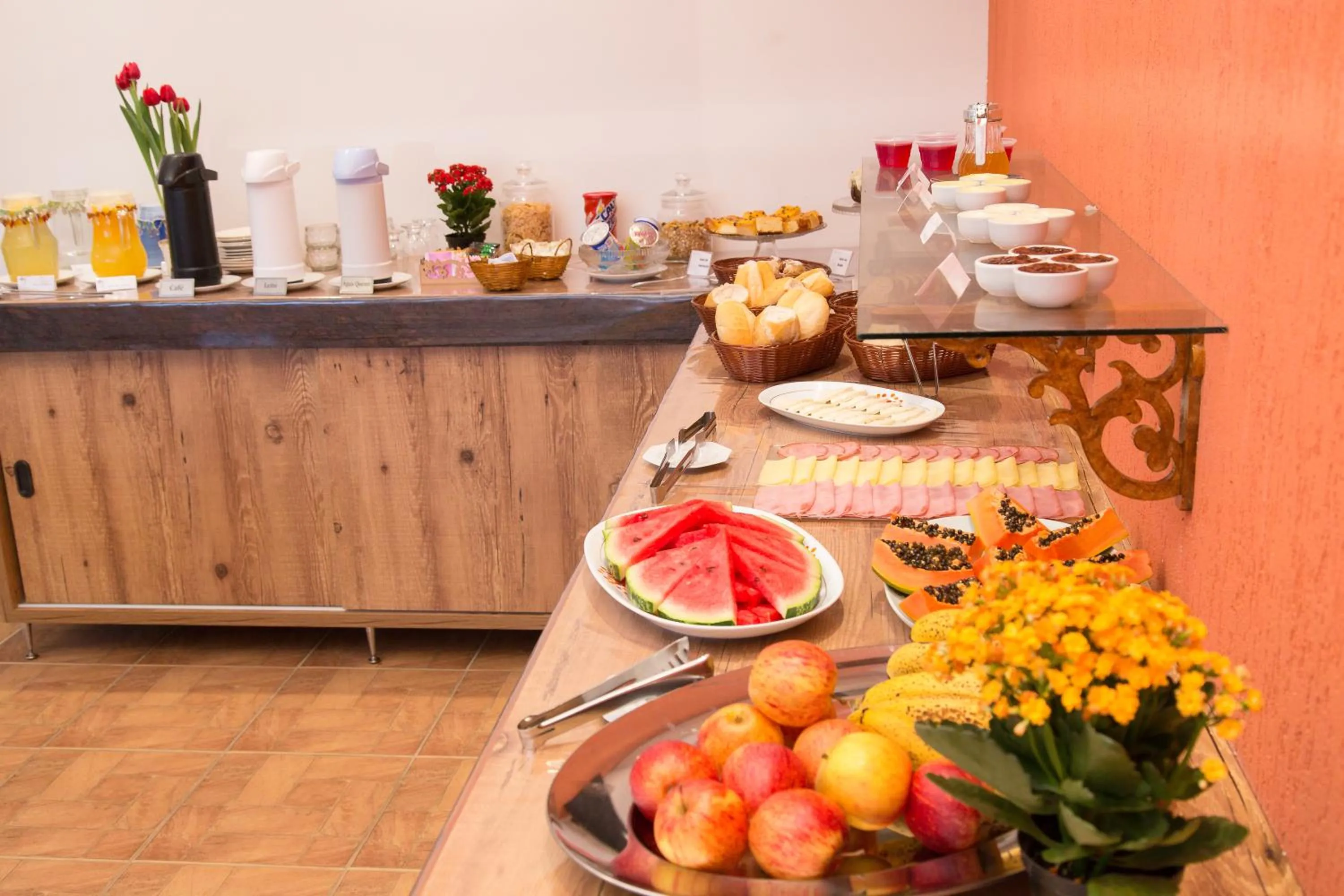 Food and drinks in Pousada Recanto Feliz