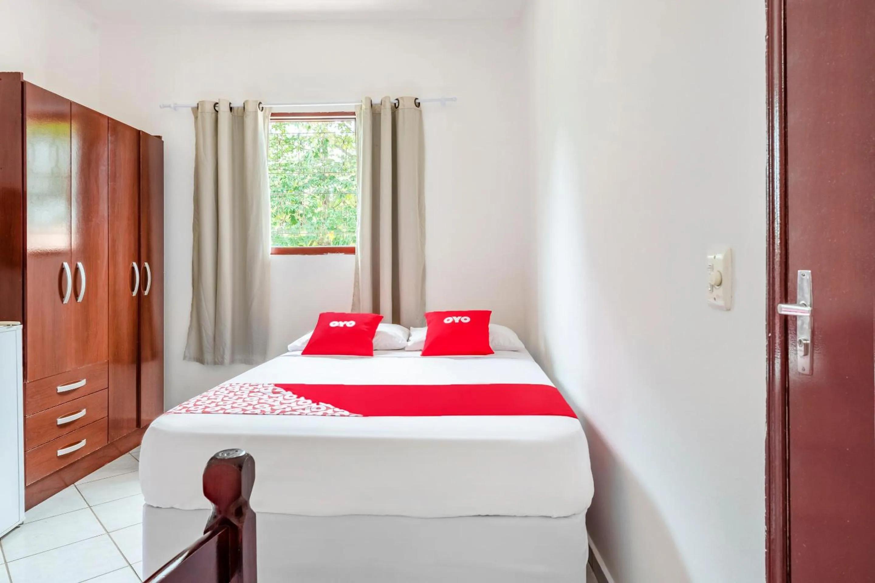 Bedroom, Bed in OYO Pousada Tia Léo Campinas