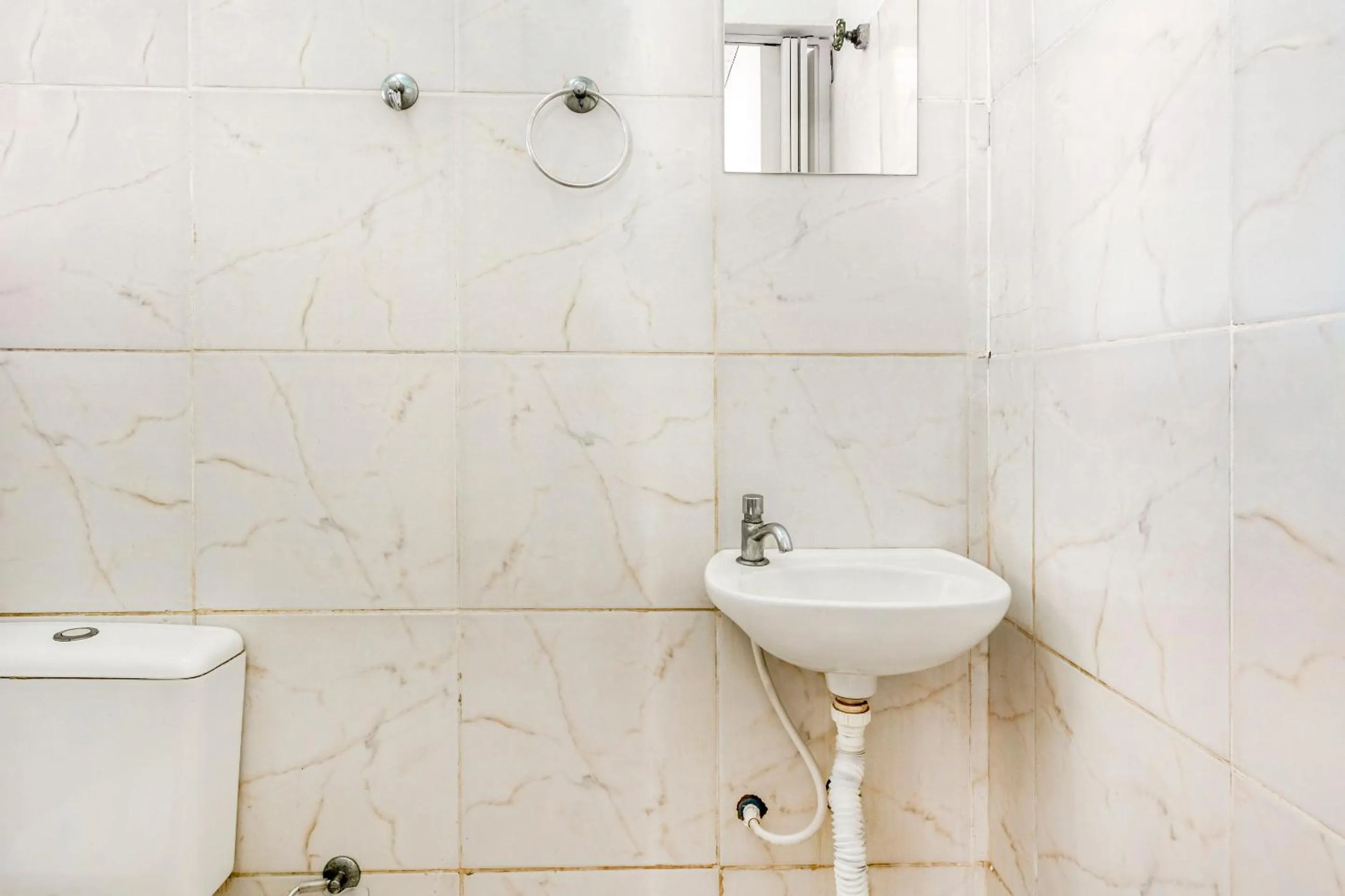 Bathroom in OYO Pousada Tia Léo Campinas