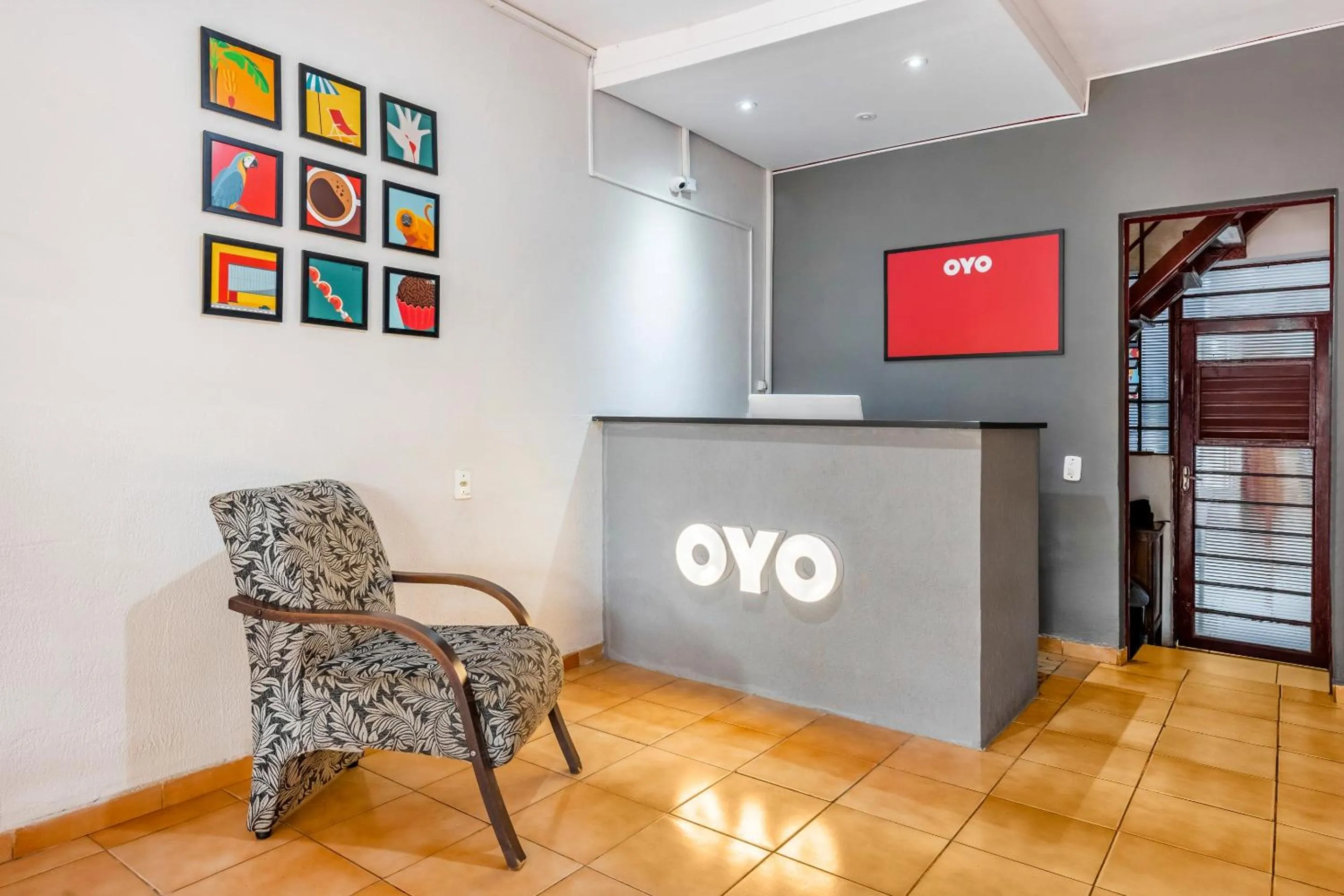Lobby or reception in OYO Pousada Tia Léo Campinas