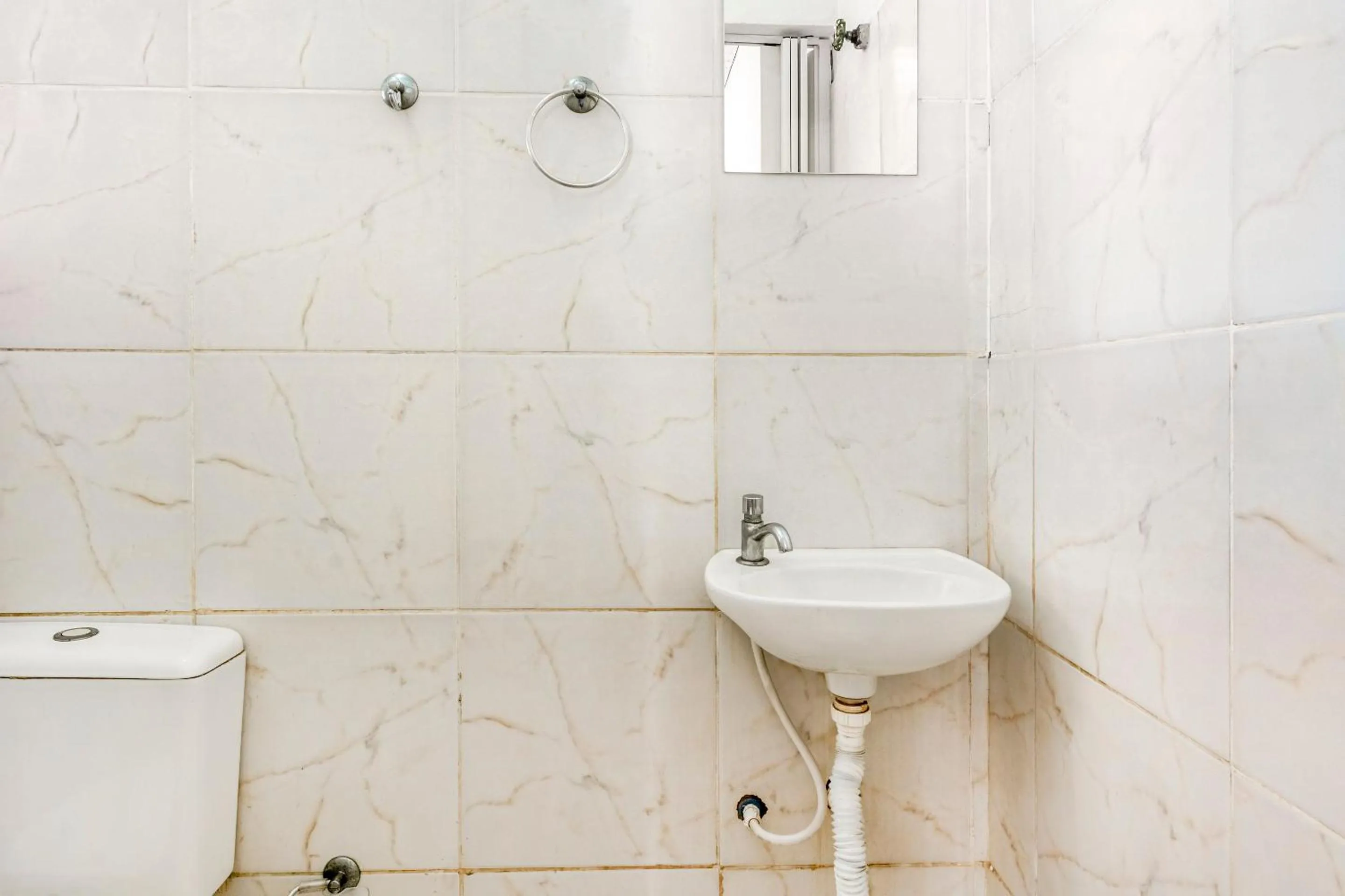 Bathroom in OYO Pousada Tia Léo Campinas