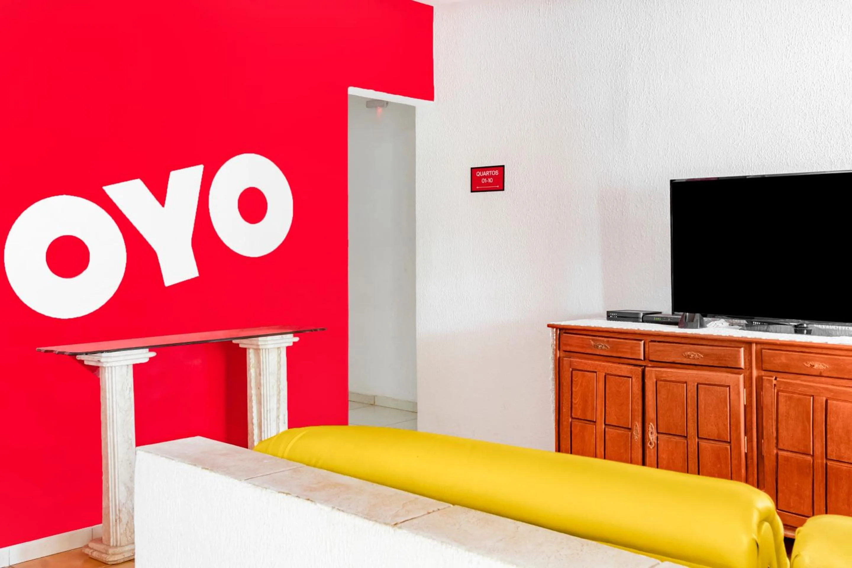 Lobby or reception in OYO Pousada Tia Léo Campinas