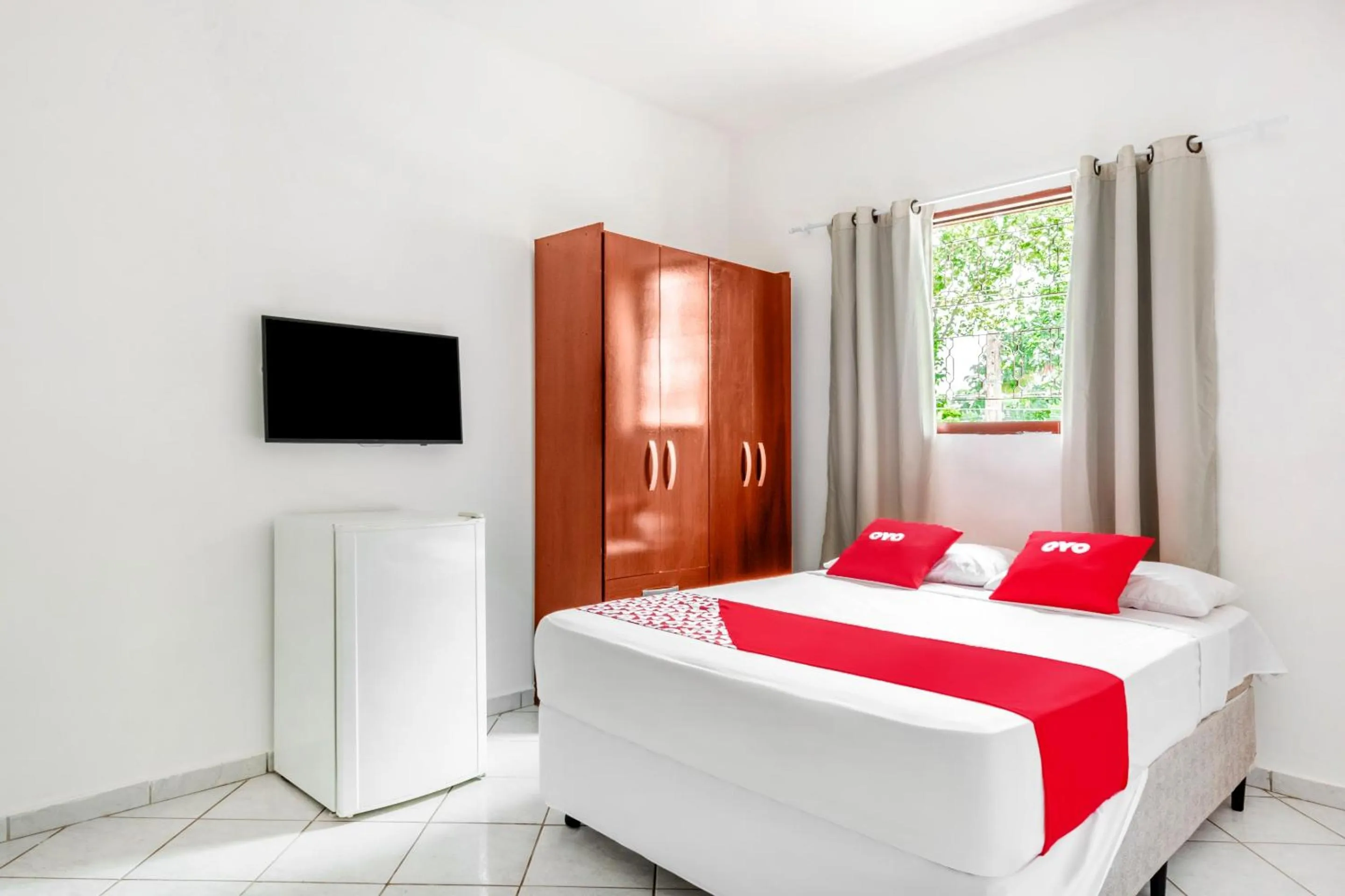 Bedroom, Bed in OYO Pousada Tia Léo Campinas