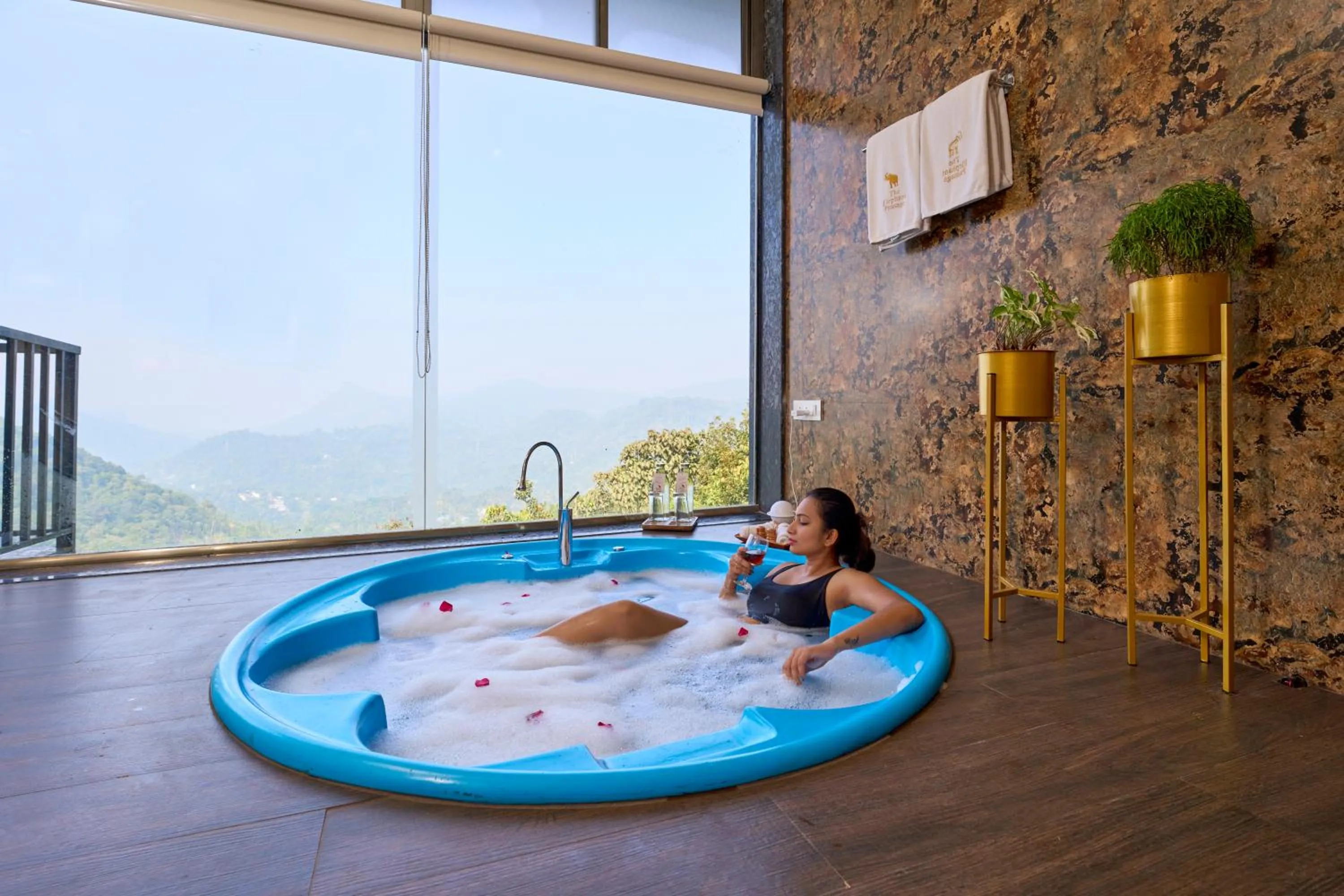 Hot Tub in Elephant Passage