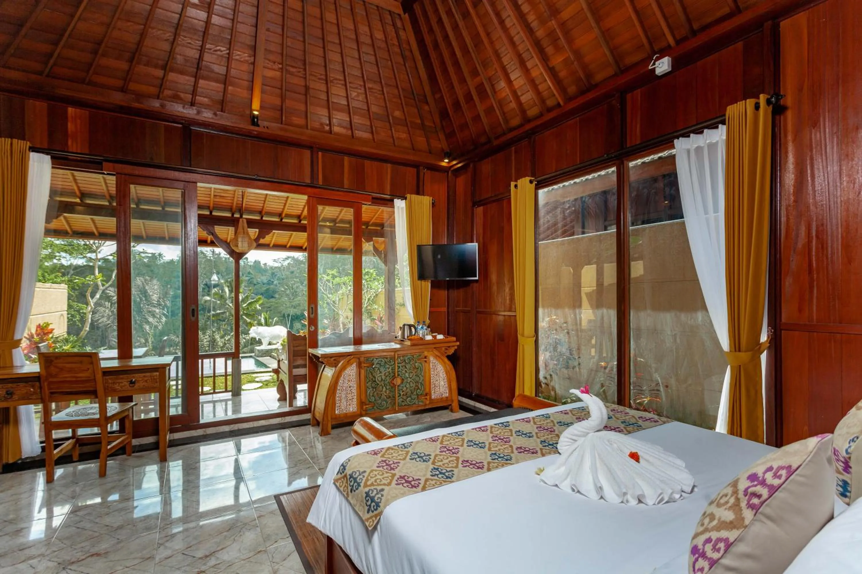 Bed in Campuhan Sebatu Resort