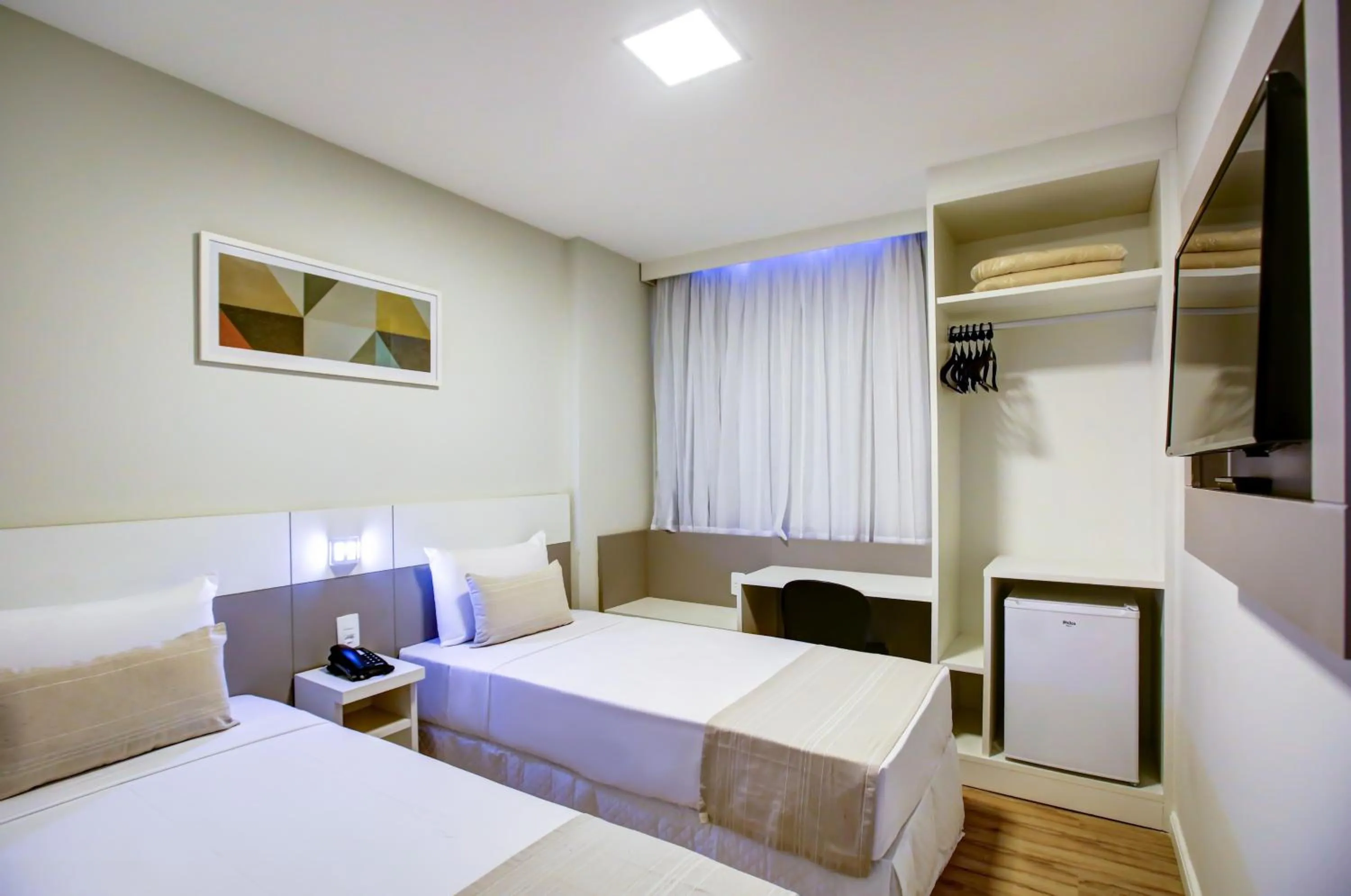 Bedroom, Bed in Transamerica Fit Lafaiete