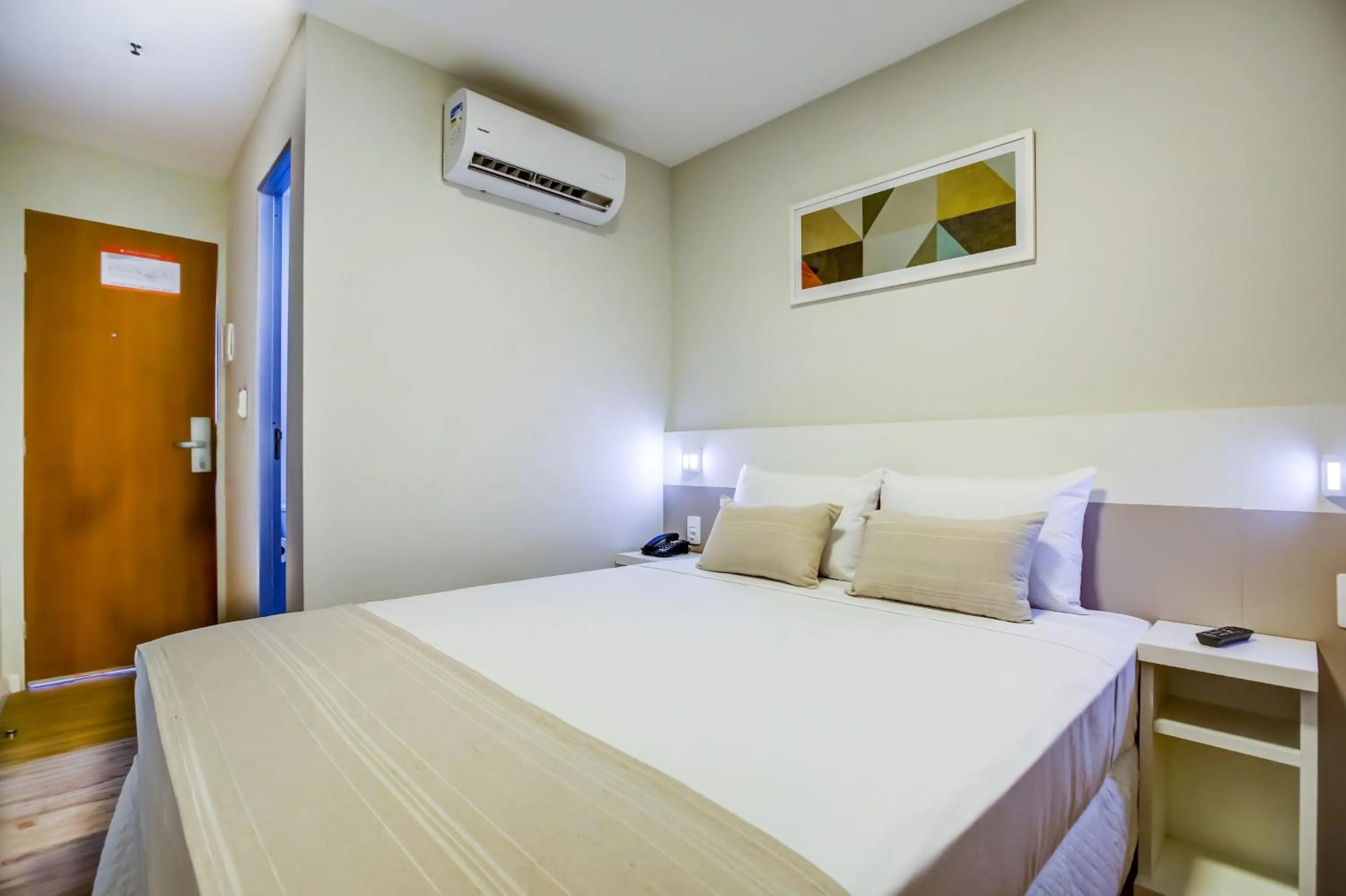 Bed in Transamerica Fit Lafaiete