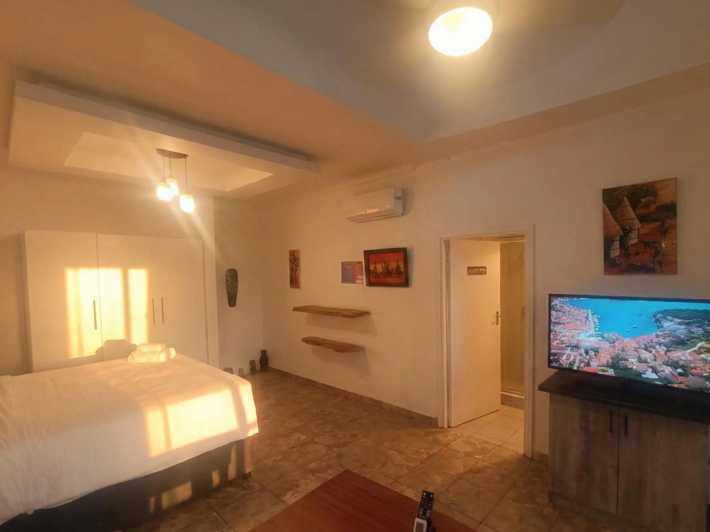 TV and multimedia, Bed in Zur See - No Loadshedding