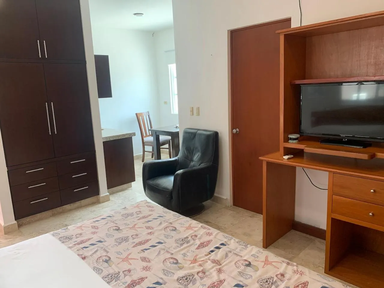 Photo of the whole room, Bed in Xbulu-Ha