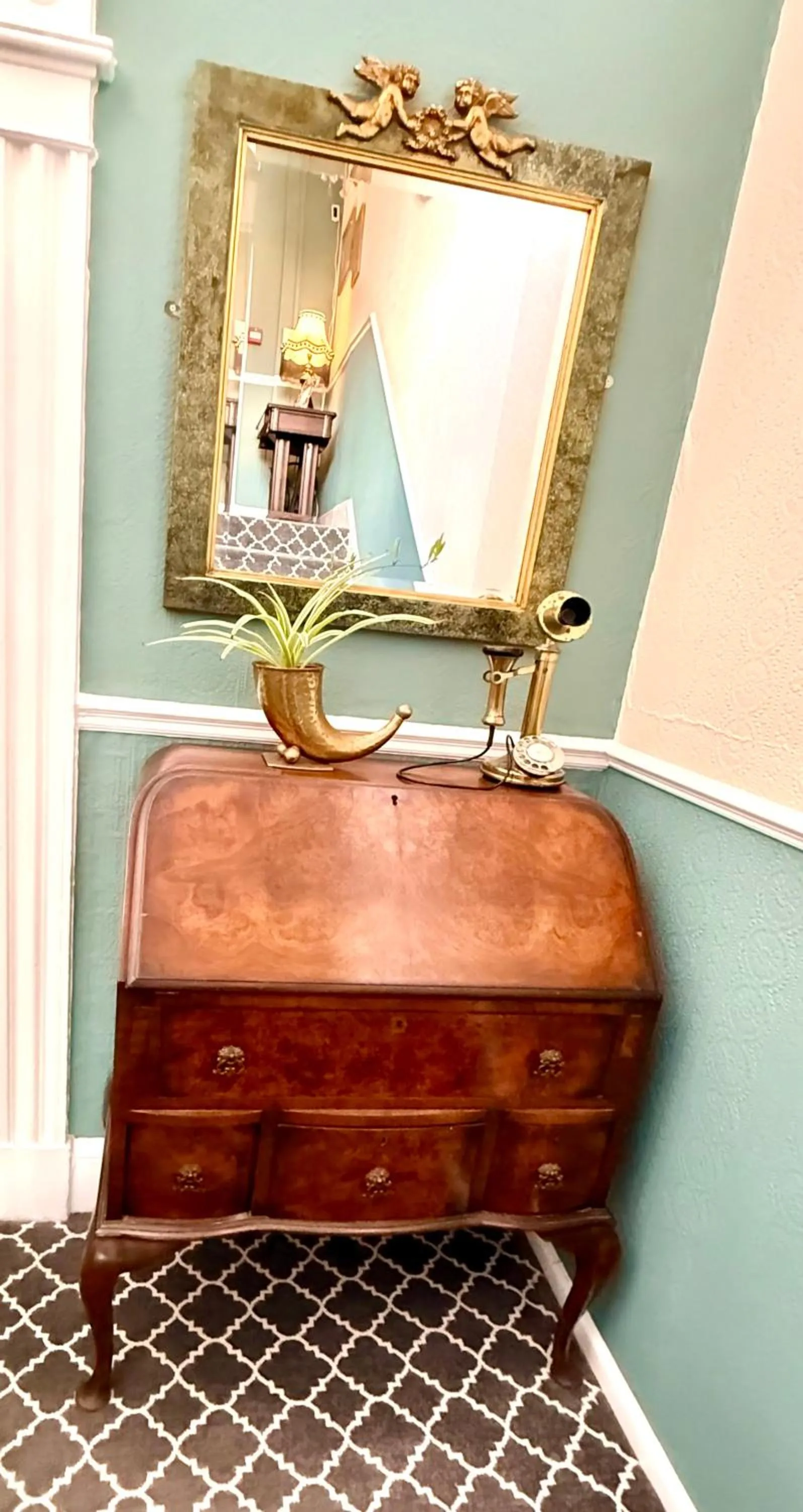 Communal lounge/ TV room in The Angove - Adults Only