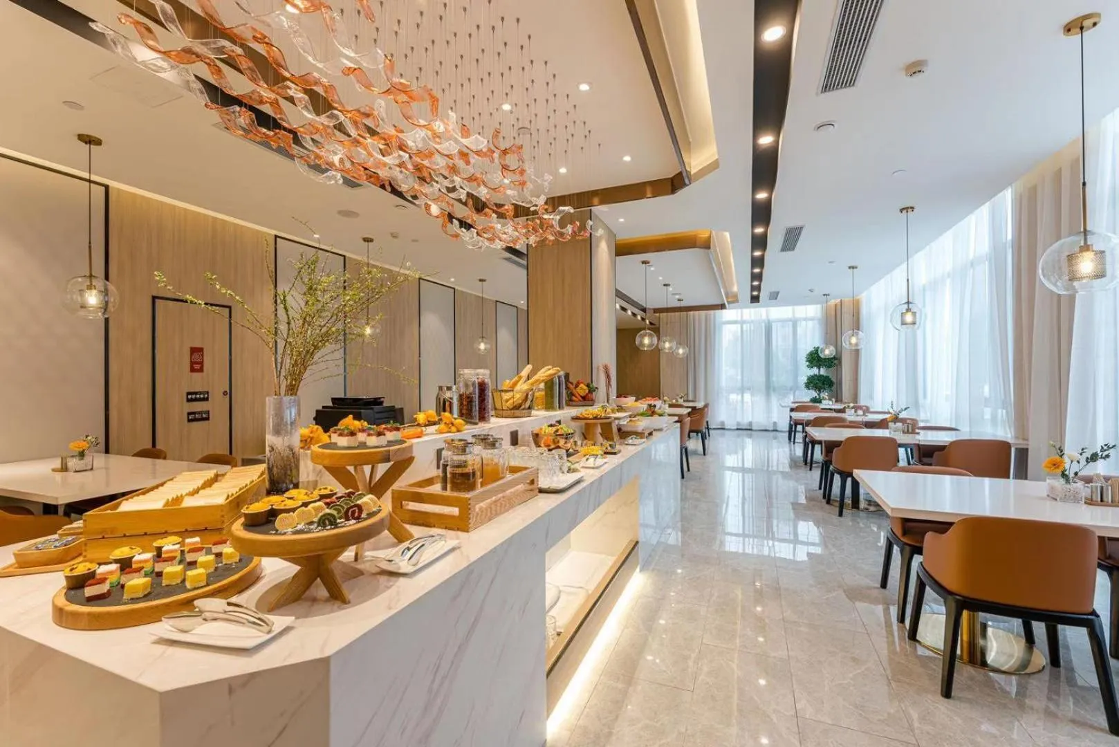 Restaurant/places to eat in Atour Hotel Hangzhou Chongxian Banshan