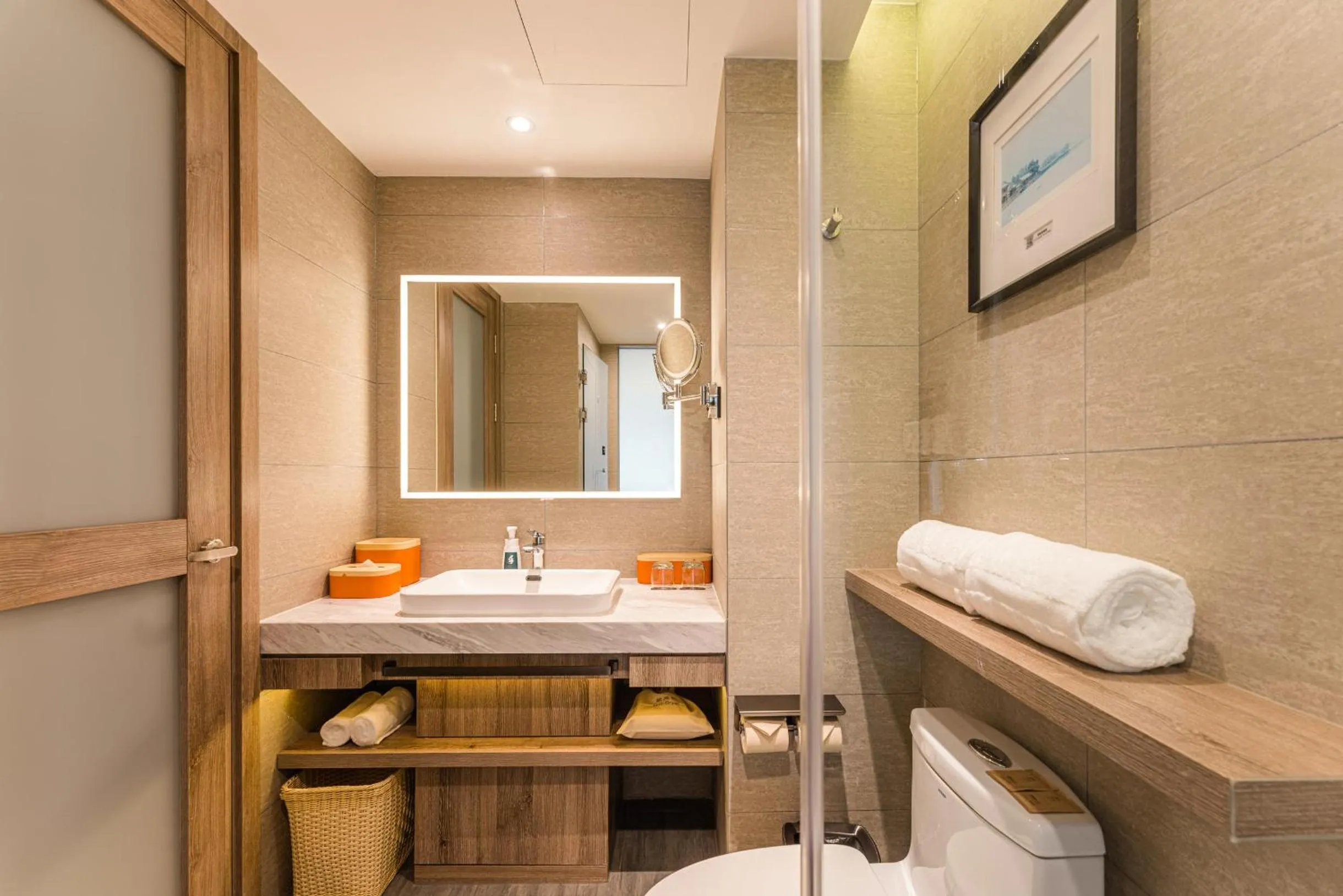 Shower in Atour Hotel Beijing Zhongguancun Life Science Park