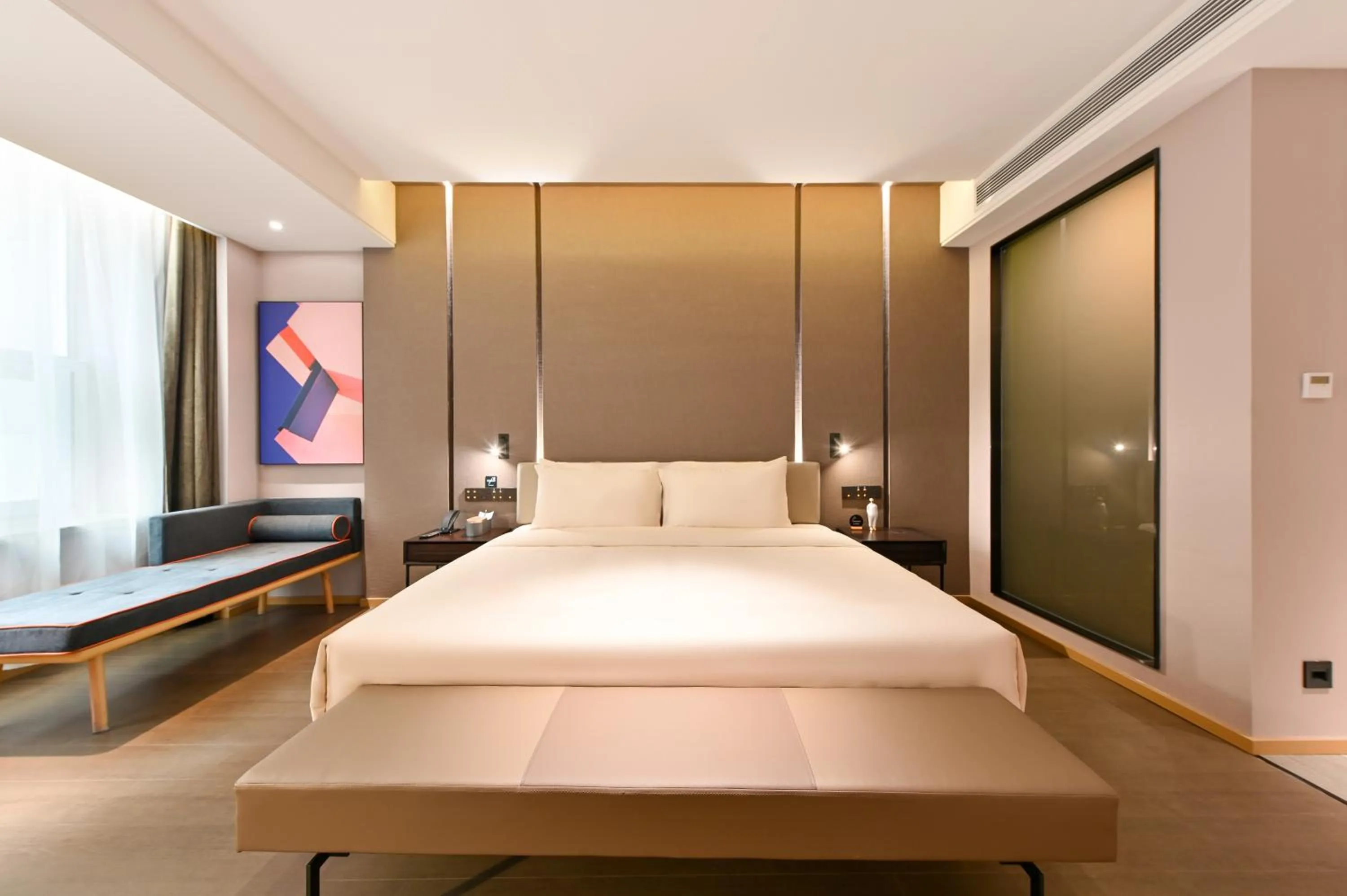 Bed in Atour Hotel Dalian Hi-tech Zone