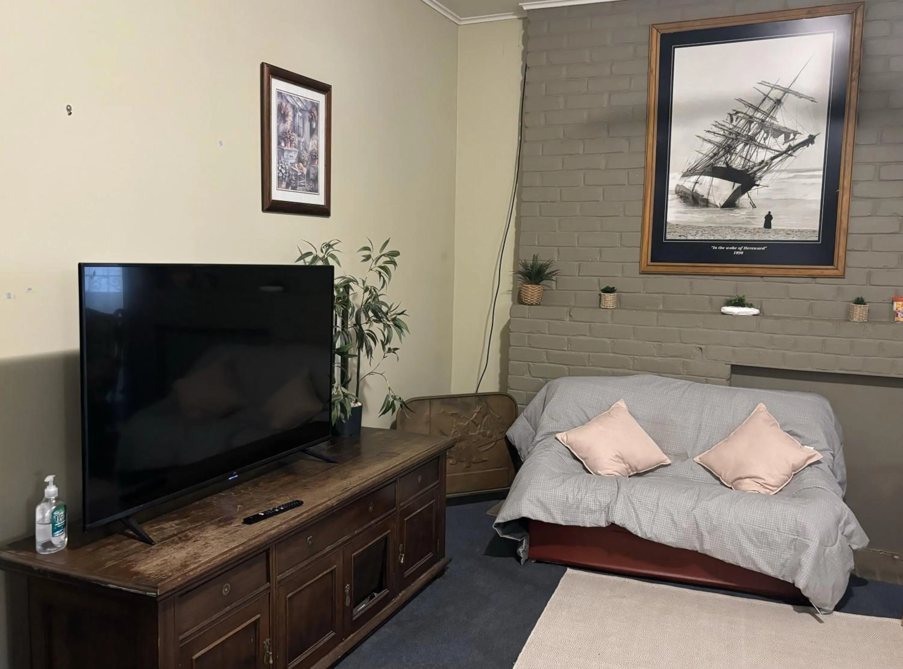 Broken Hill Tourist Lodge