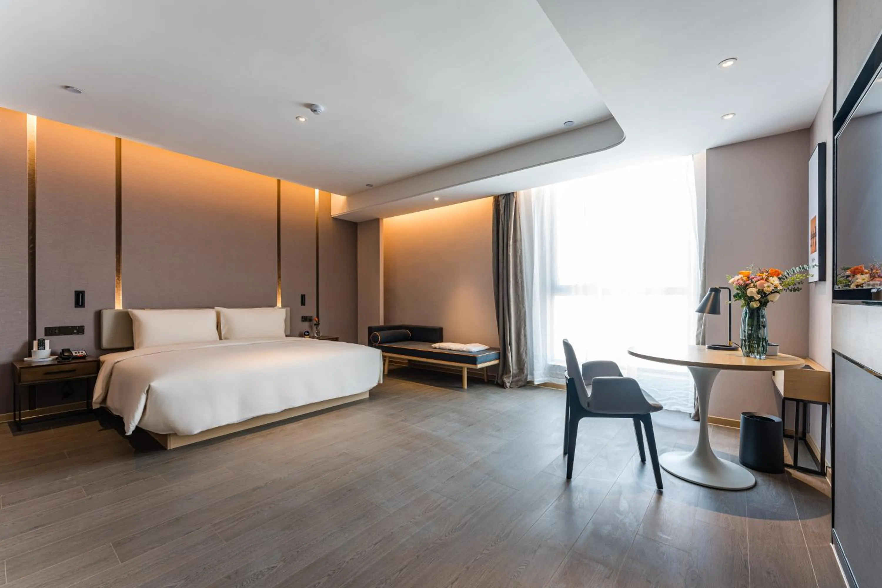 Bed in Atour Hotel Suzhou Wangting