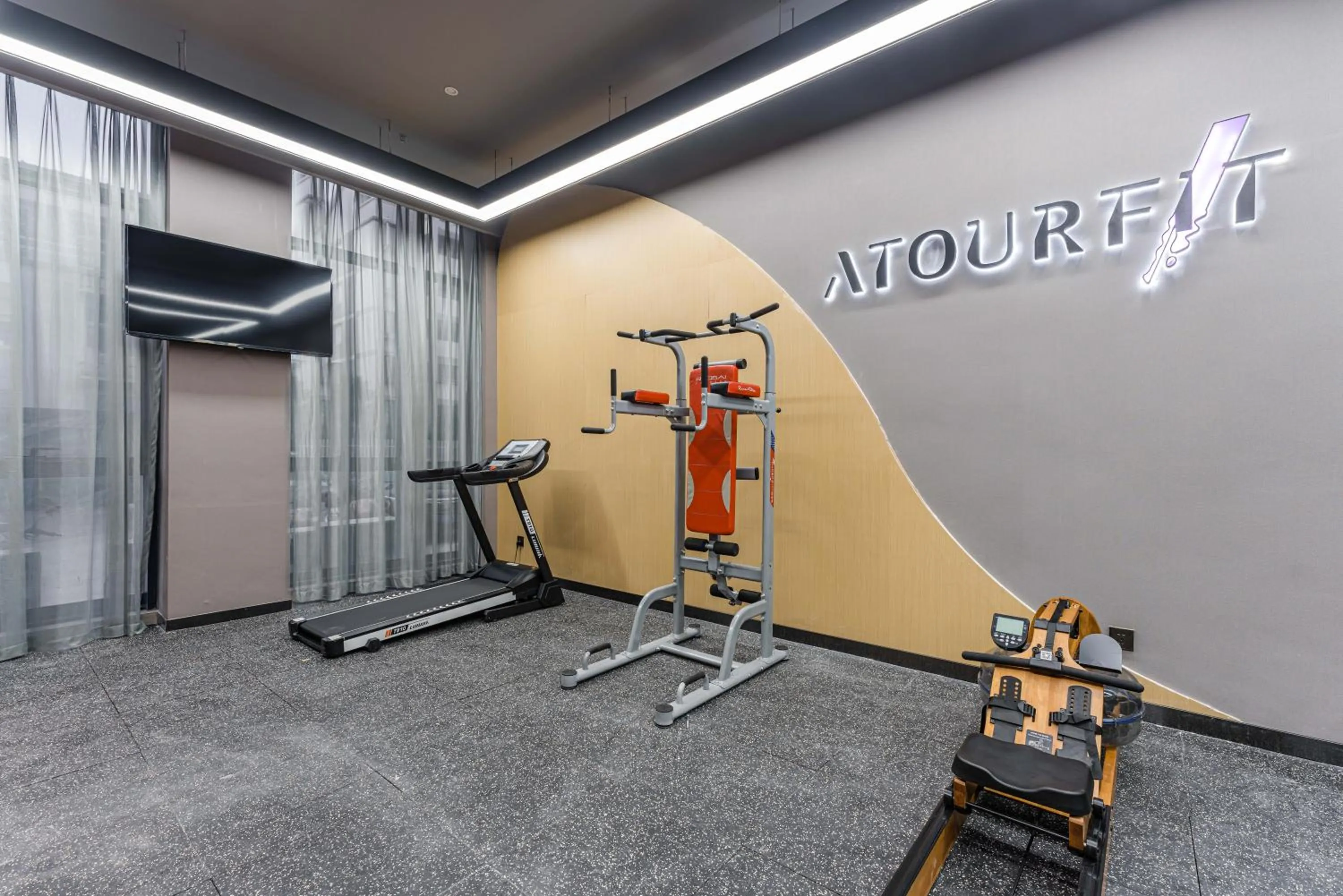 Fitness centre/facilities in Atour Hotel Suzhou Wangting