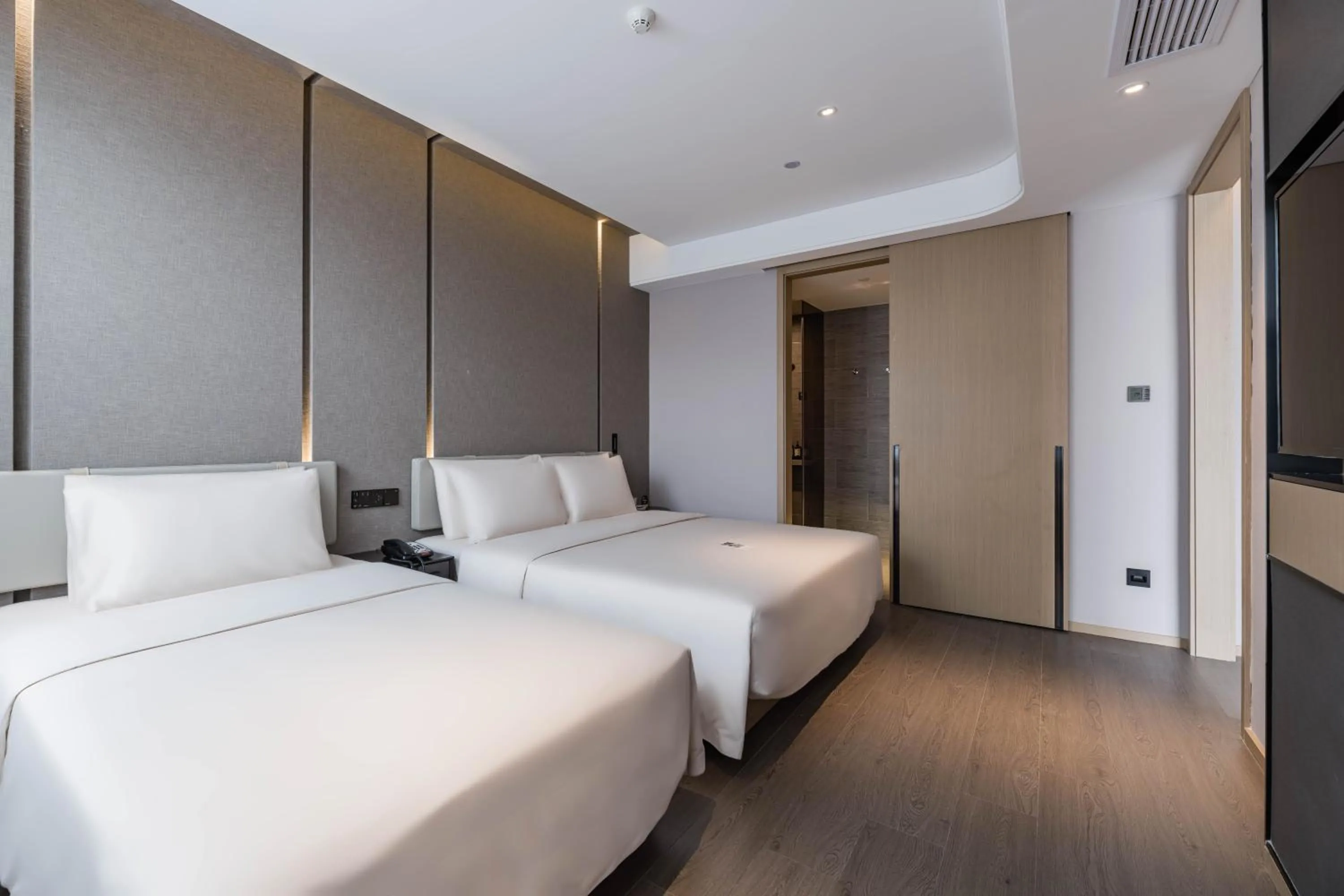Bed in Atour Hotel Industrial Park Dongsha Lake