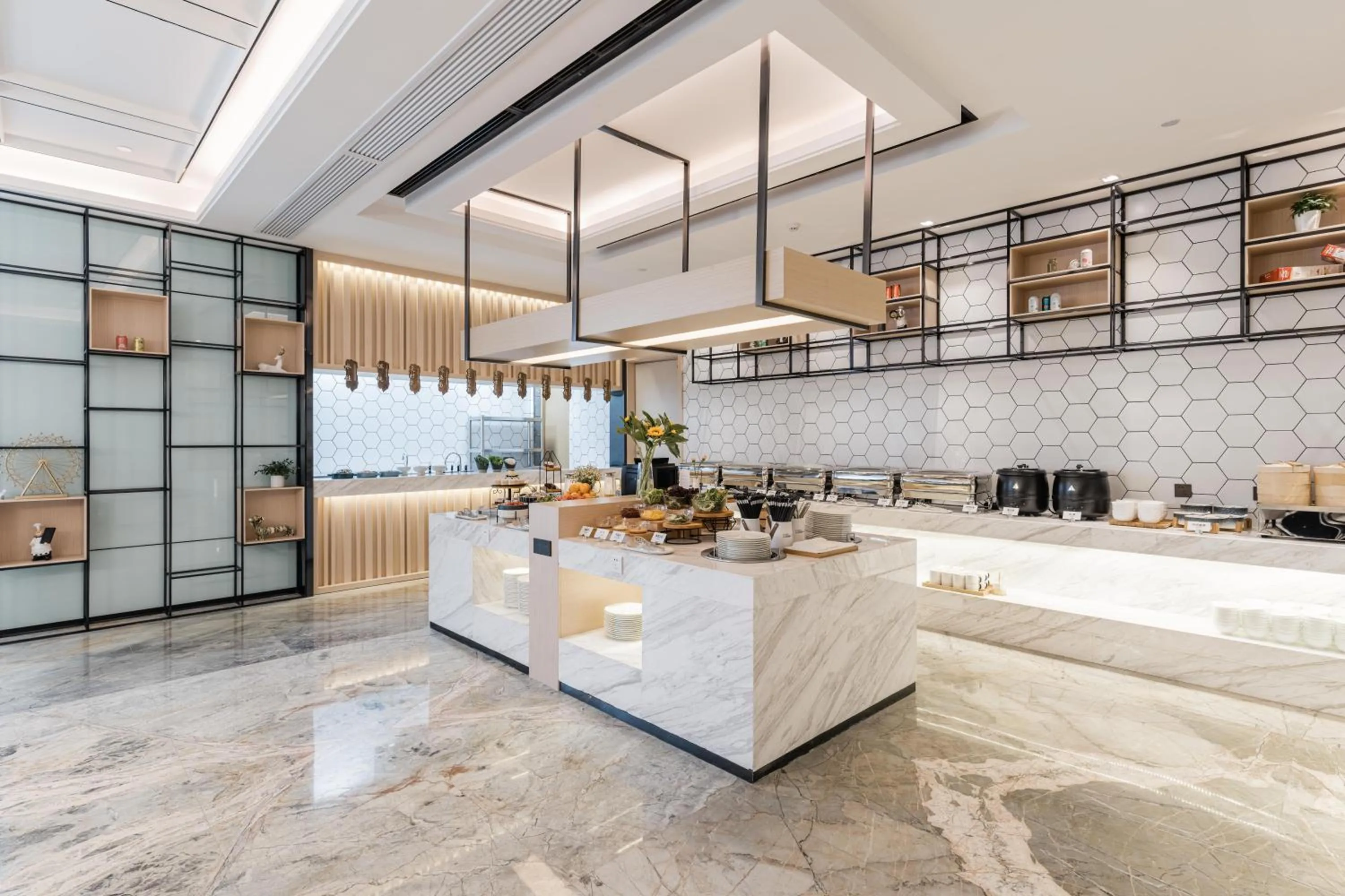 Breakfast in Atour Hotel Industrial Park Dongsha Lake