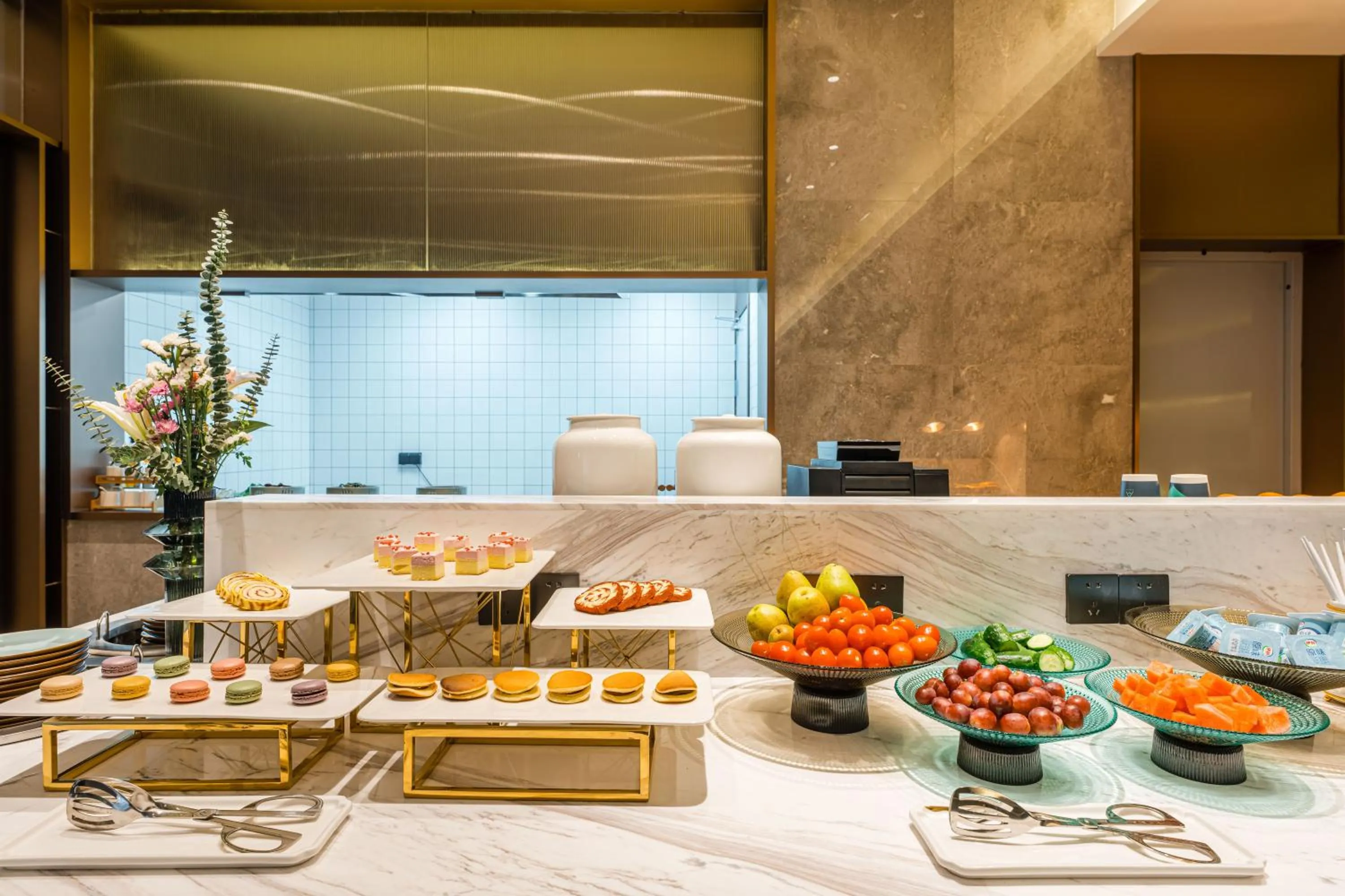 Buffet breakfast in Atour Hotel Suzhou Mudu Ancient Town