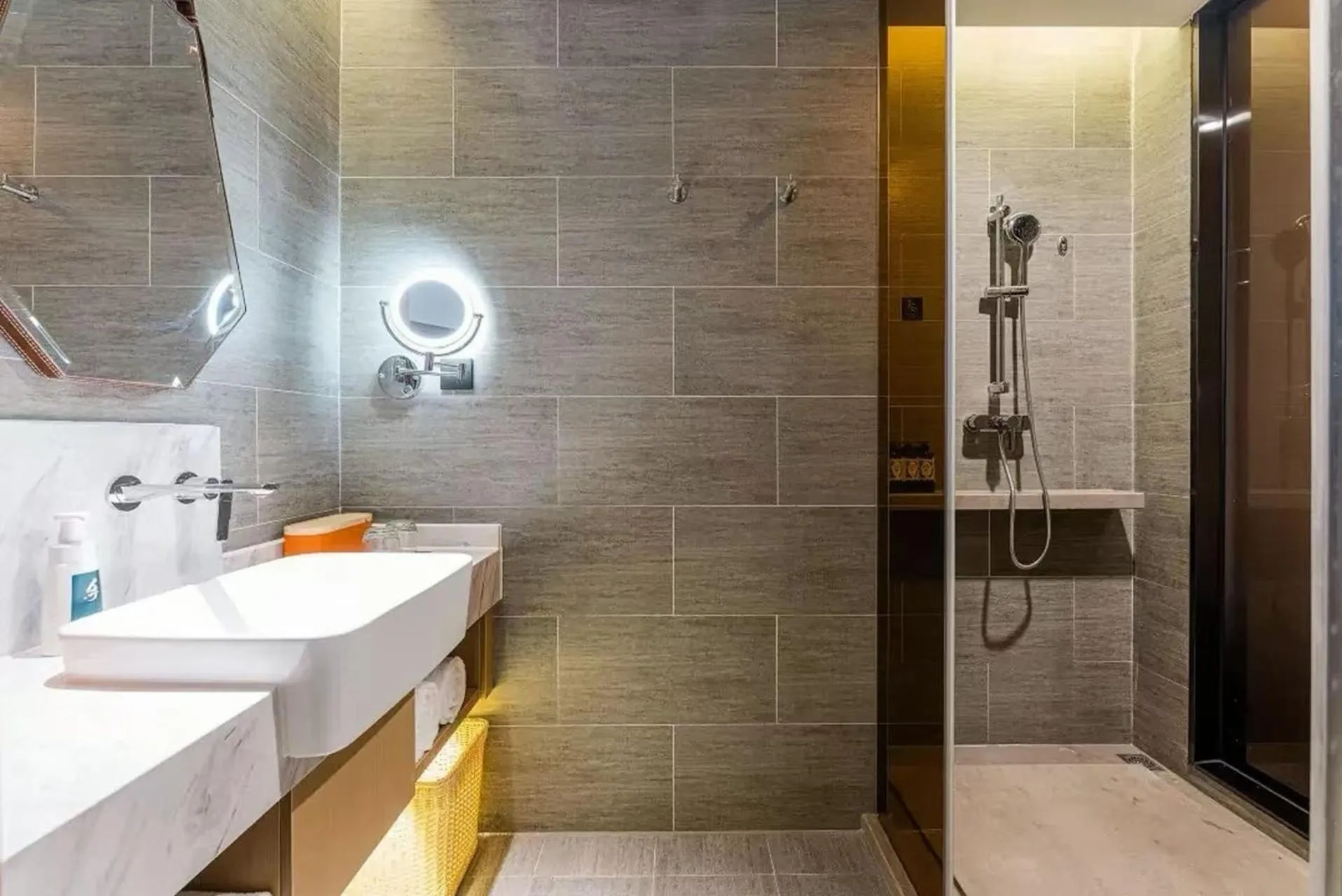 Bathroom in Atour Hotel West Lake Science Park