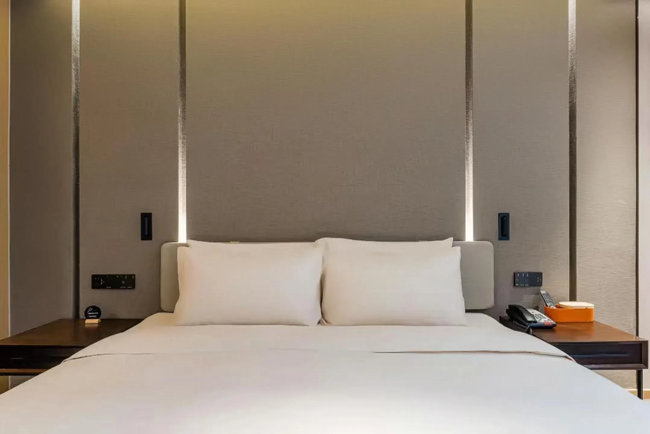 Photo of the whole room, Bed in Atour Hotel West Lake Science Park