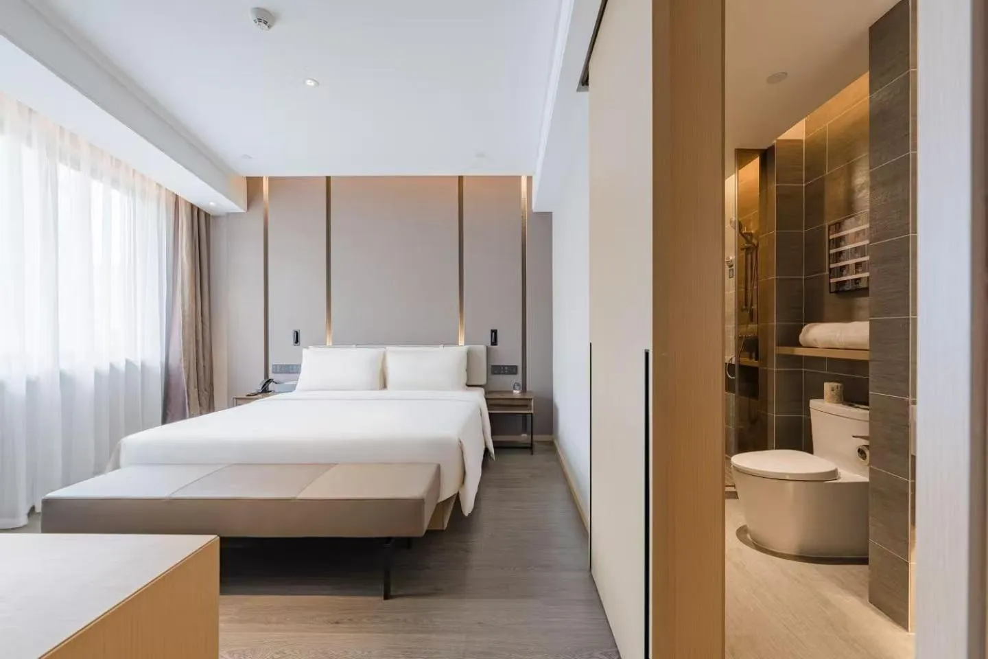 Bedroom, Bed in Atour Hotel Hangzhou East Railway Station