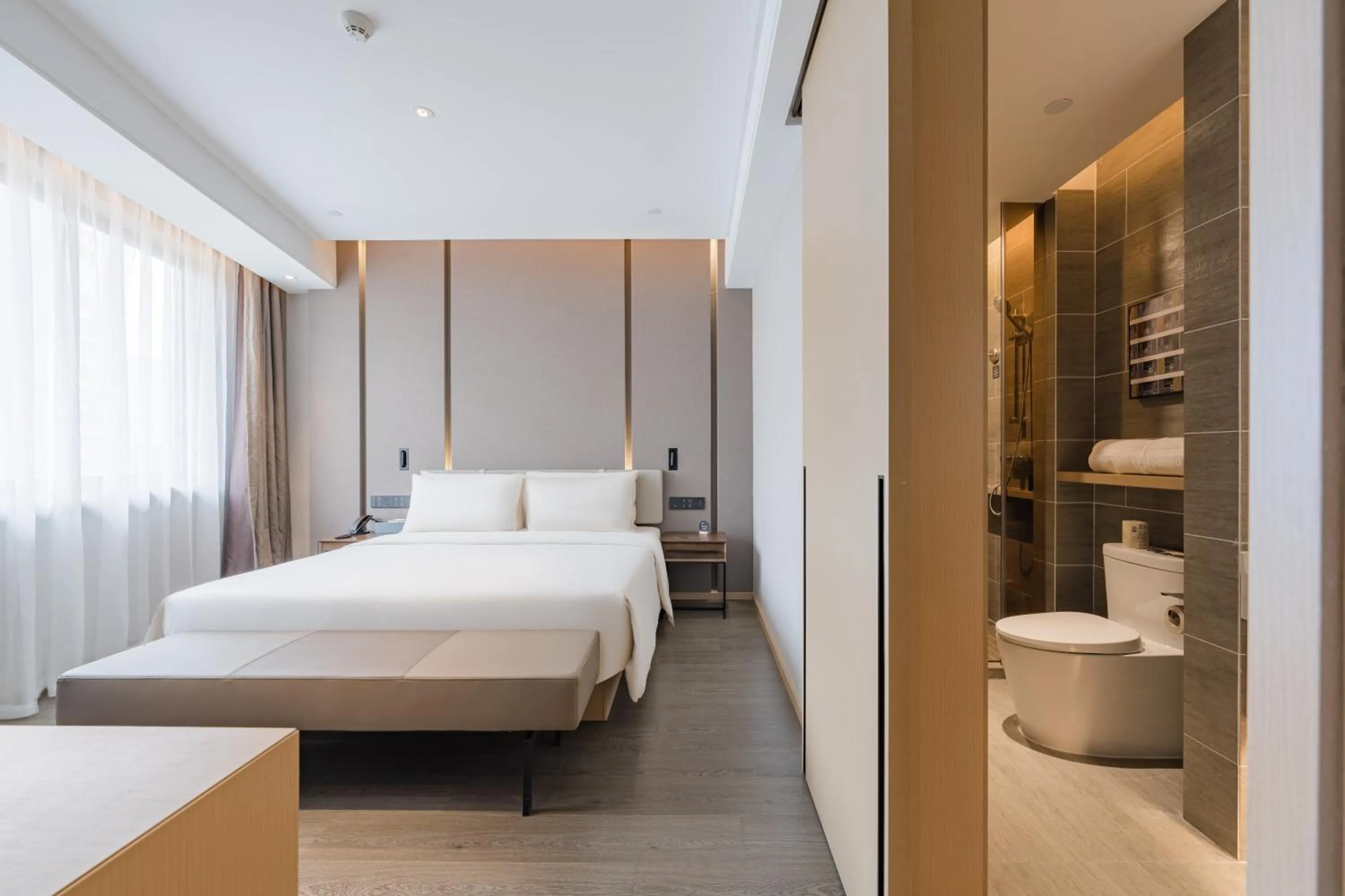 Bedroom, Bed in Atour Hotel Hangzhou East Railway Station