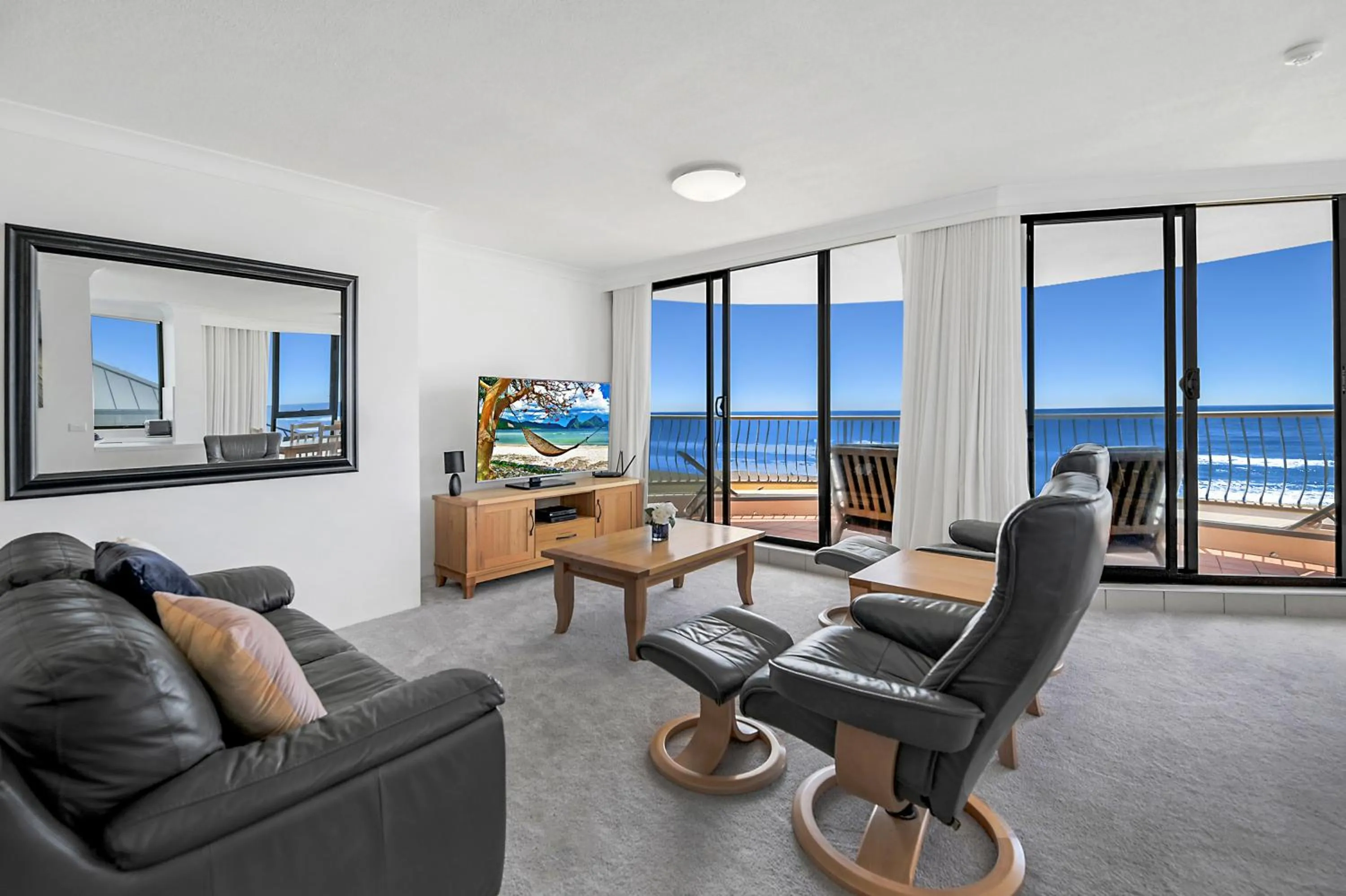 Living room in Albatross North Apartments