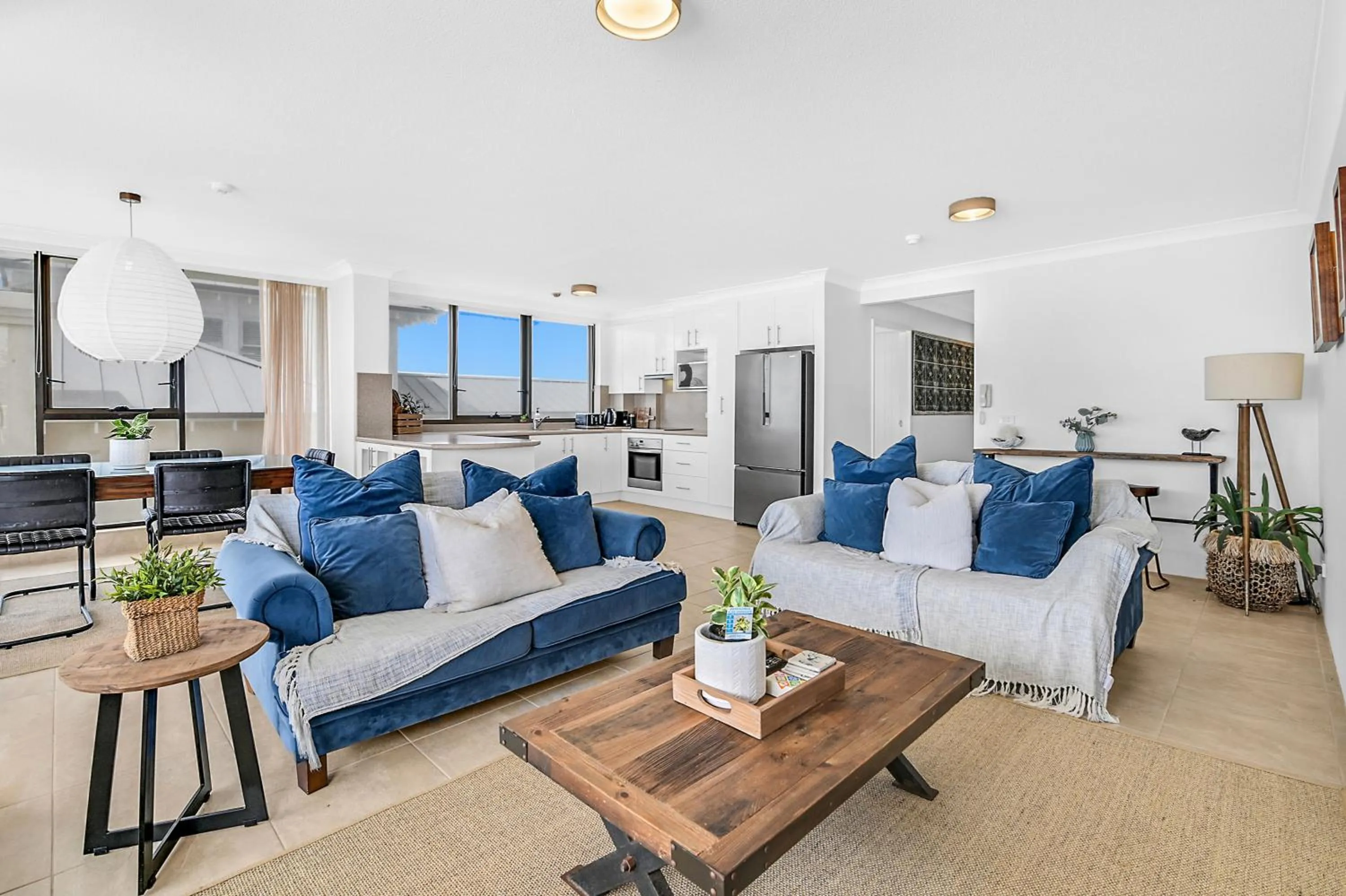 TV and multimedia in Albatross North Apartments