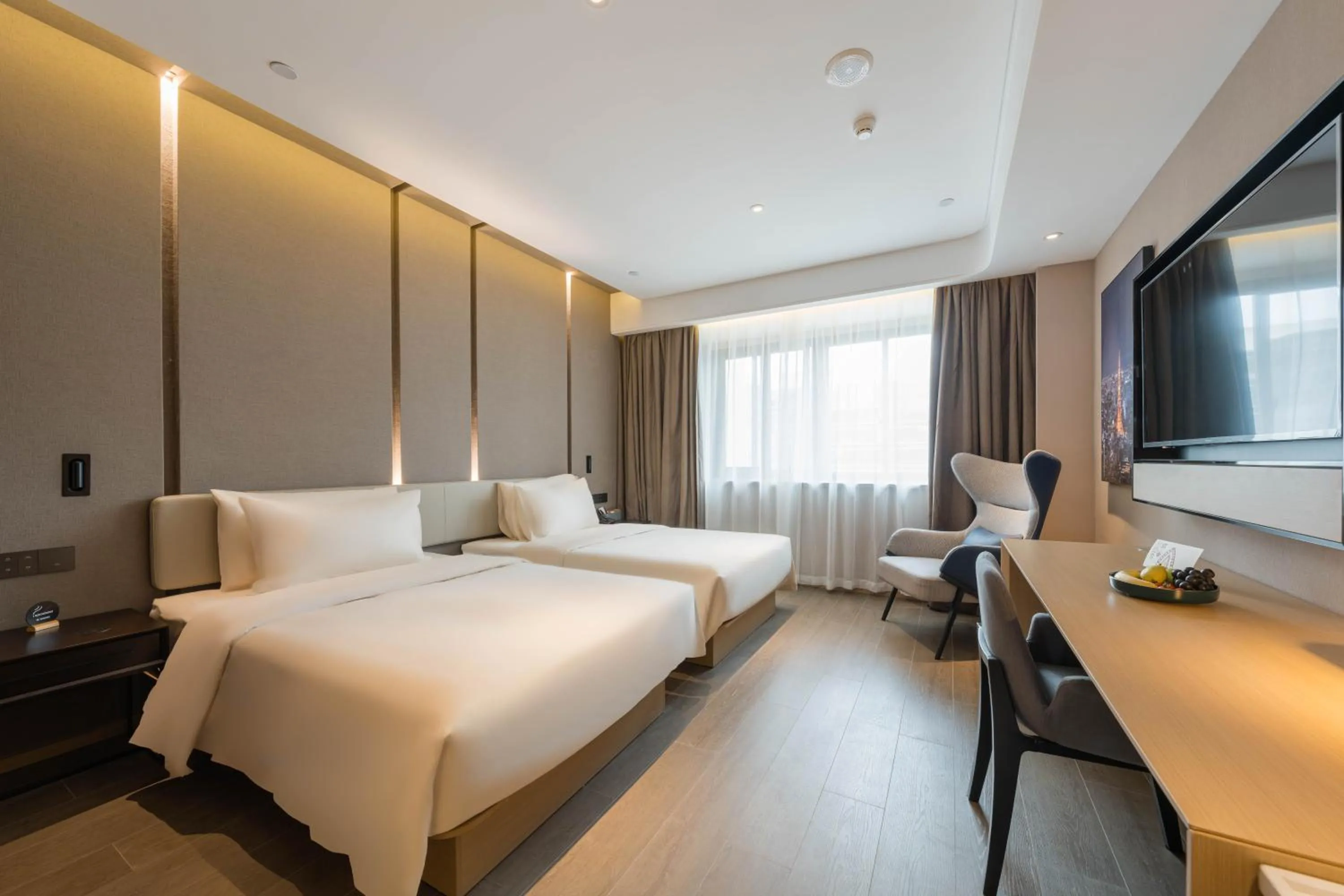 Photo of the whole room, Bed in Atour Hotel Quzhou Nankong