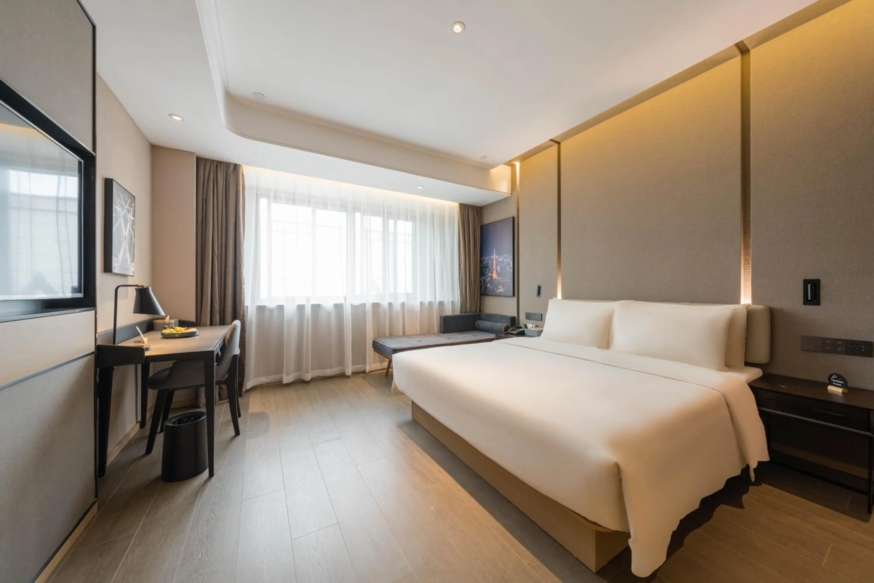 Photo of the whole room, Bed in Atour Hotel Quzhou Nankong