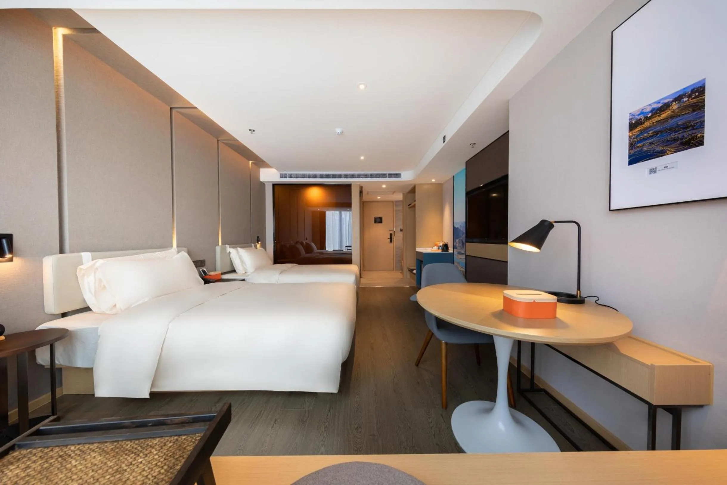 Bed in Atour Hotel Kunming Hi-tech Wuyue Plaza