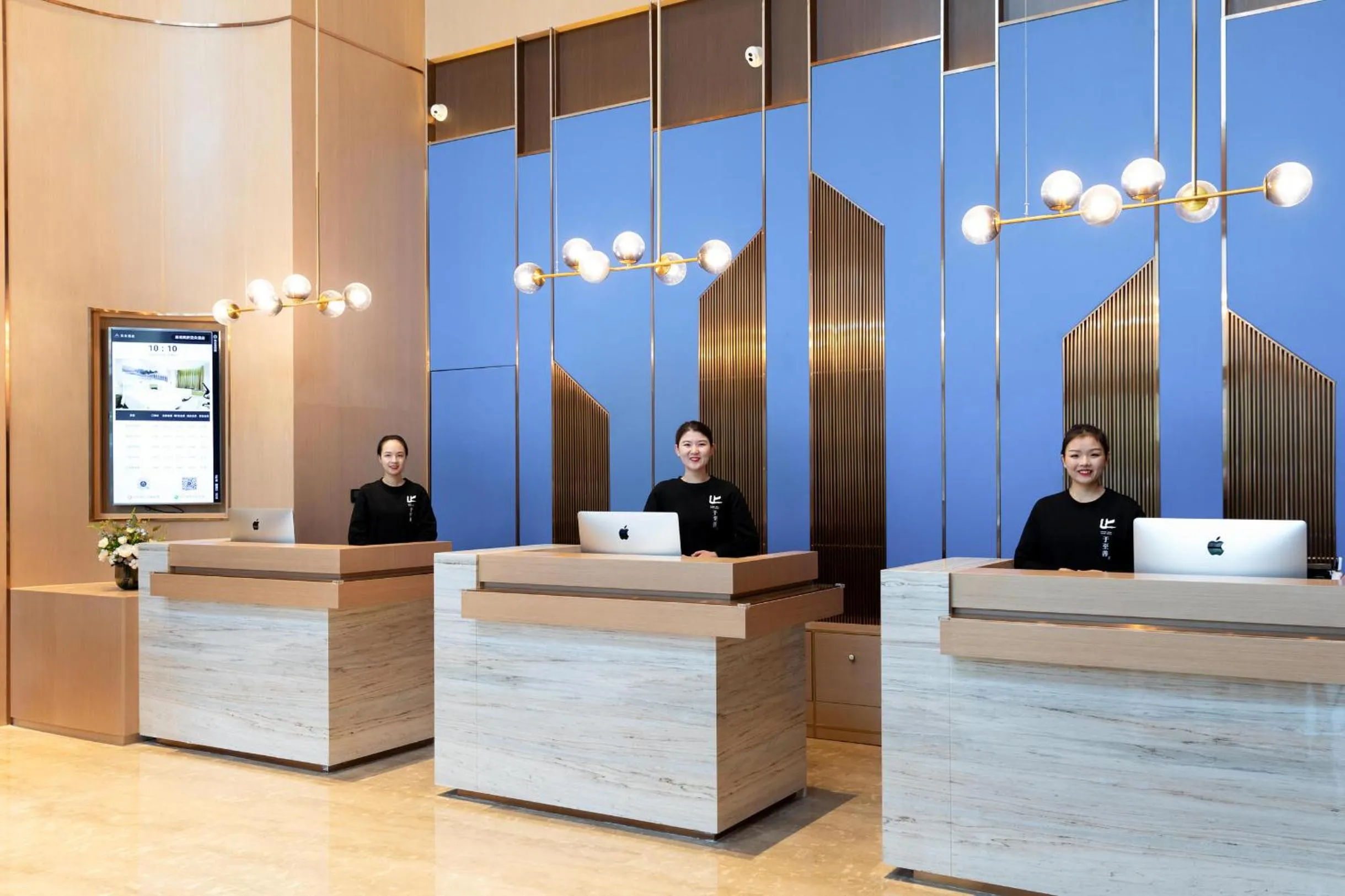 Atour Hotel Kunming Hi-tech Wuyue Plaza