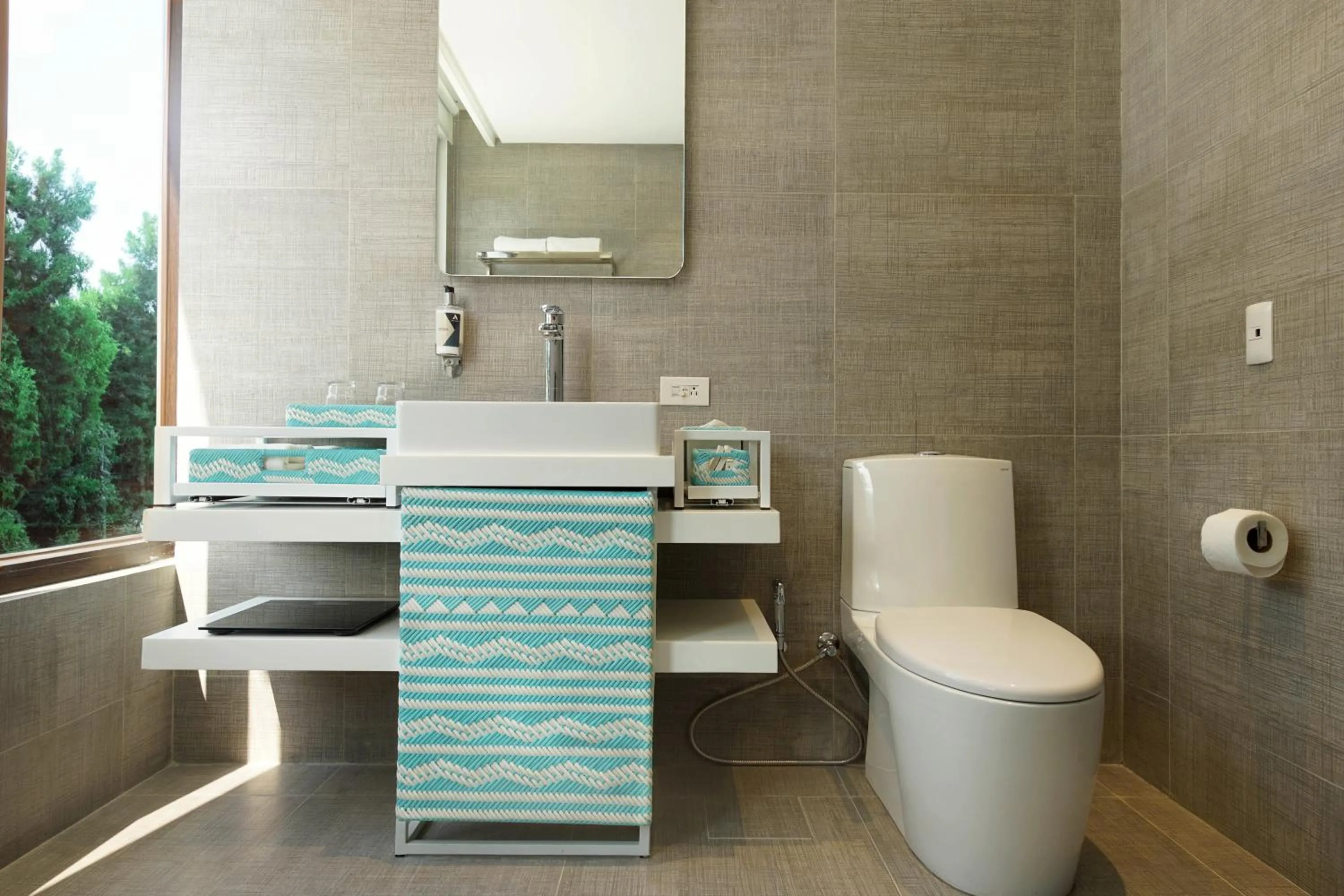 Toilet in Astoria Palawan