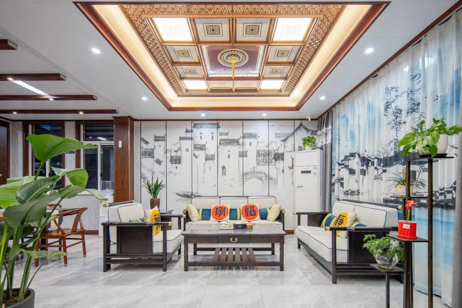 Lounge or bar in Floral Yilanxuan Zhouzhuang Hotel