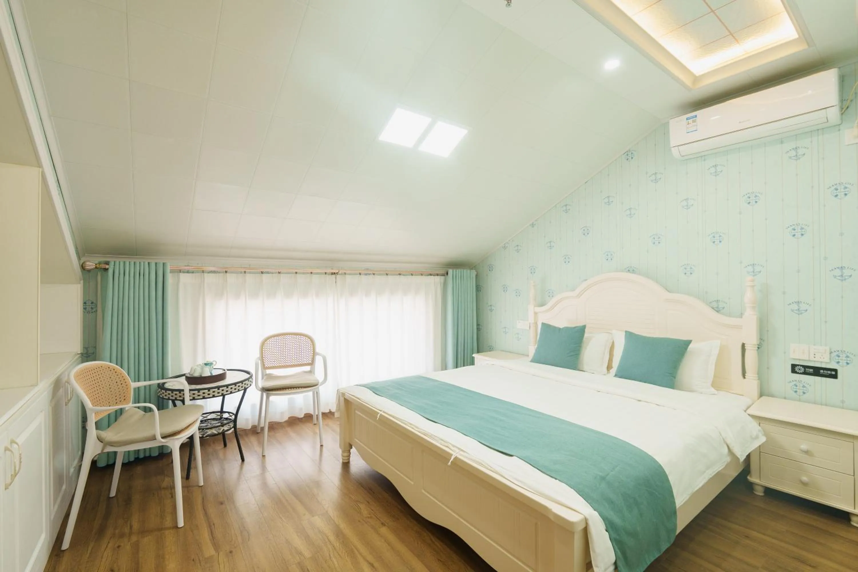 Bed in Floral Yilanxuan Zhouzhuang Hotel