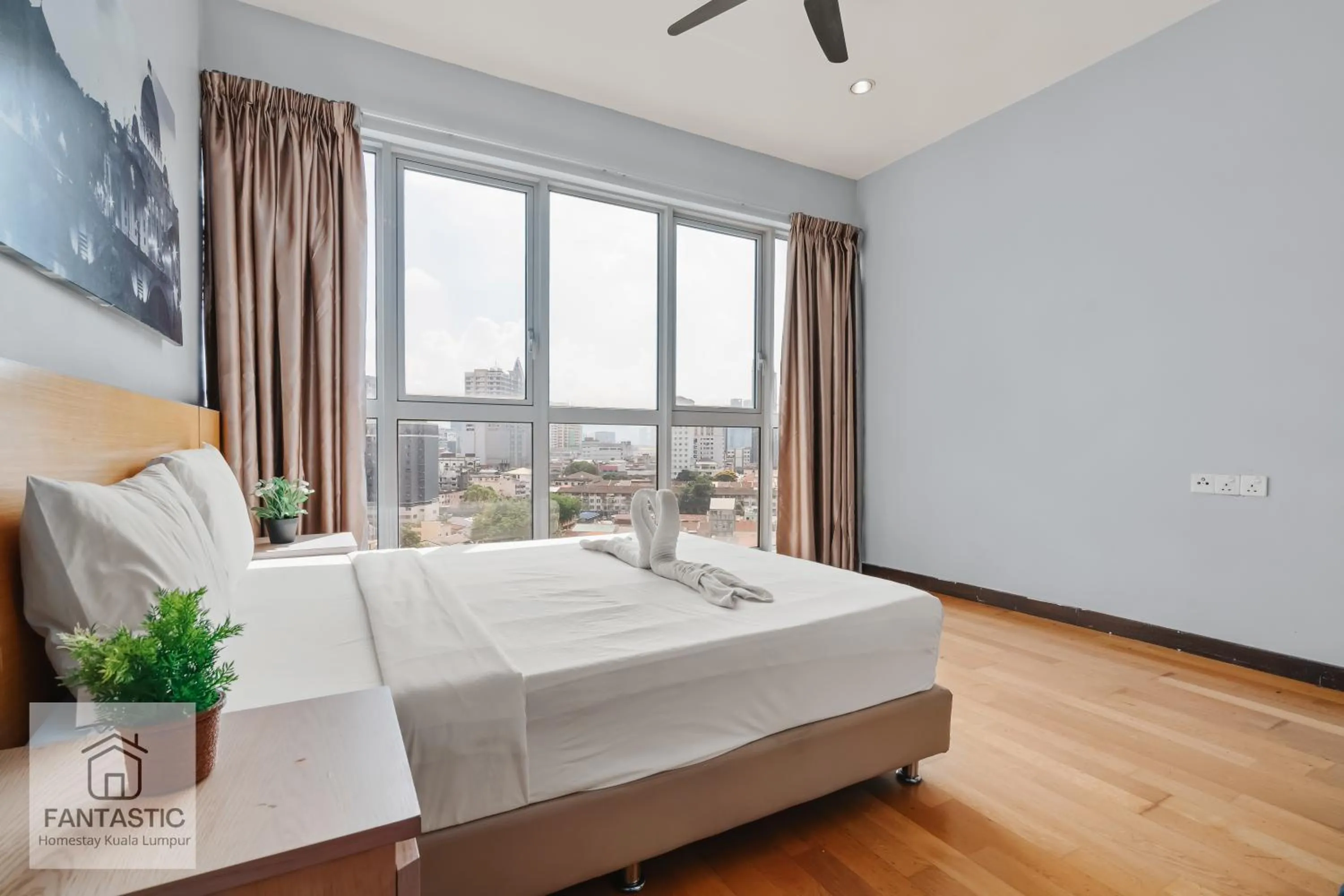 Bed in Regalia Residence @ KLCC View Sky Pool by KC