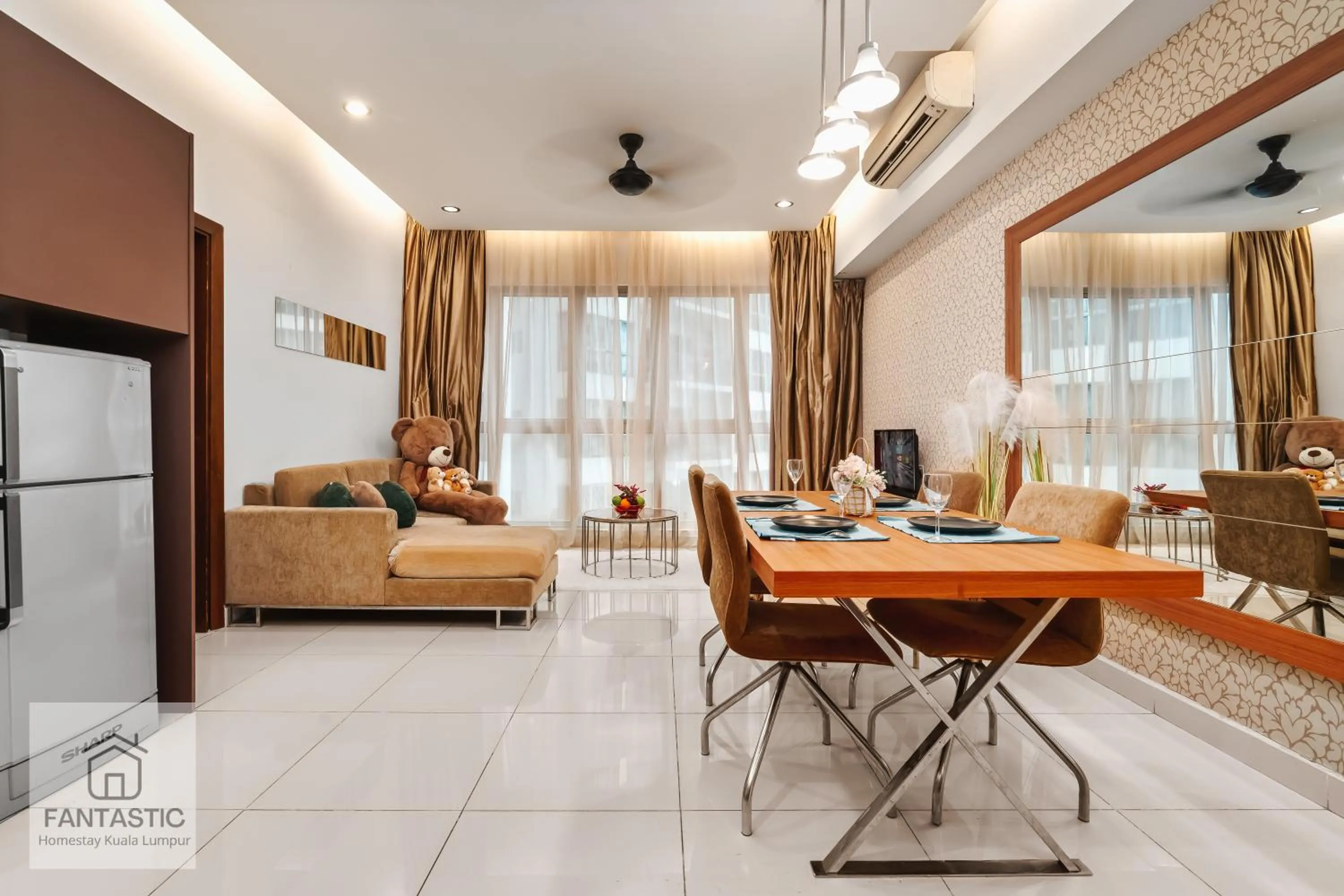 Regalia Residence @ KLCC View Sky Pool by KC