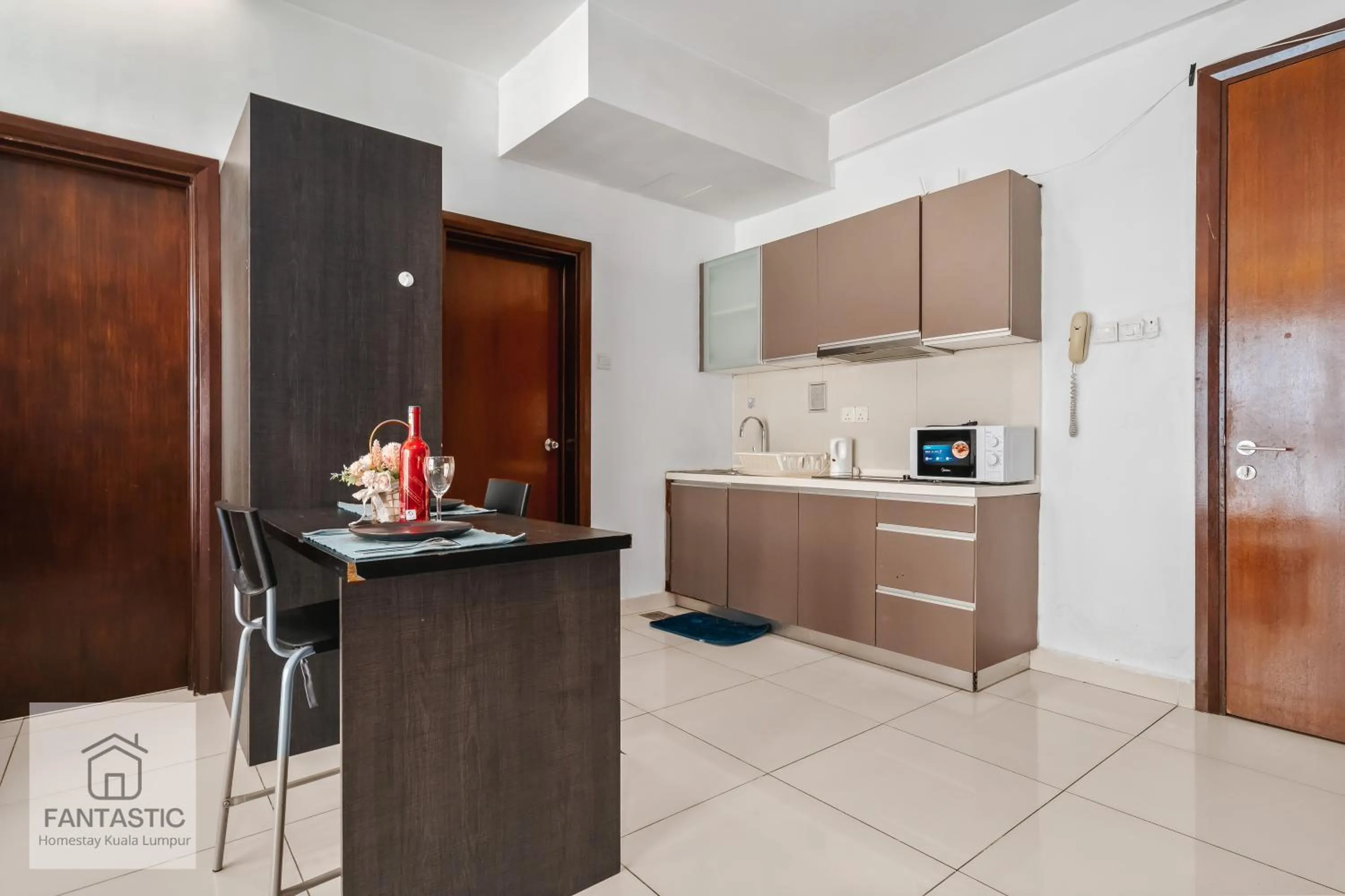 Regalia Residence @ KLCC View Sky Pool by KC