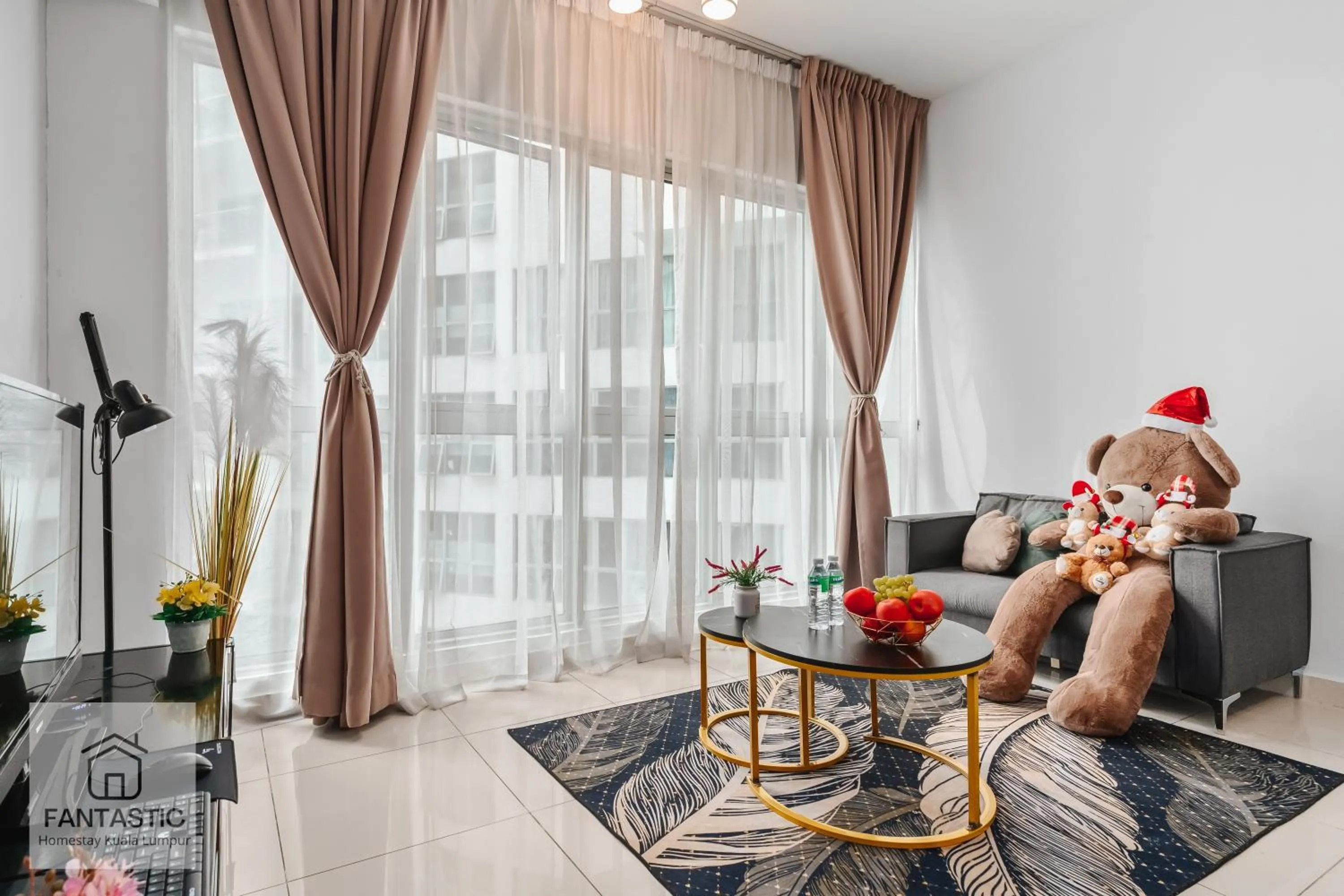 Regalia Residence @ KLCC View Sky Pool by KC