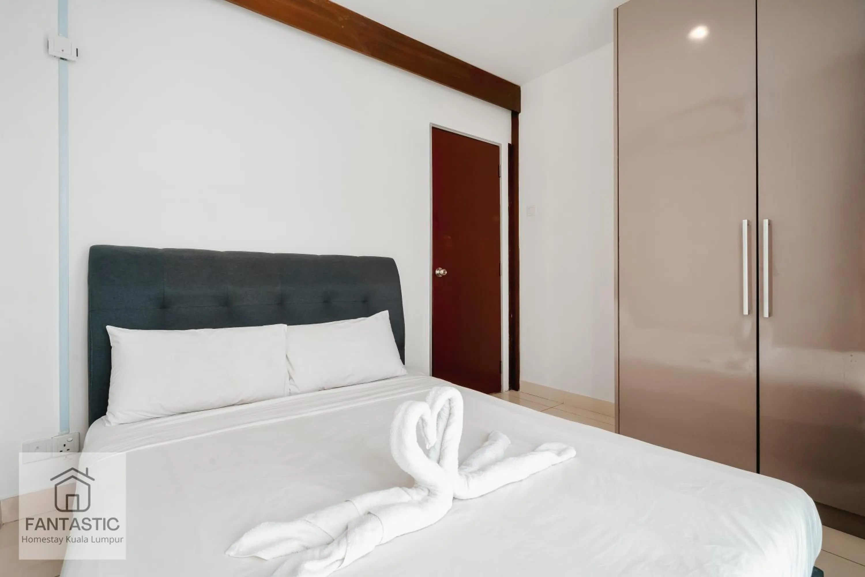 Bed in Regalia Residence @ KLCC View Sky Pool by KC